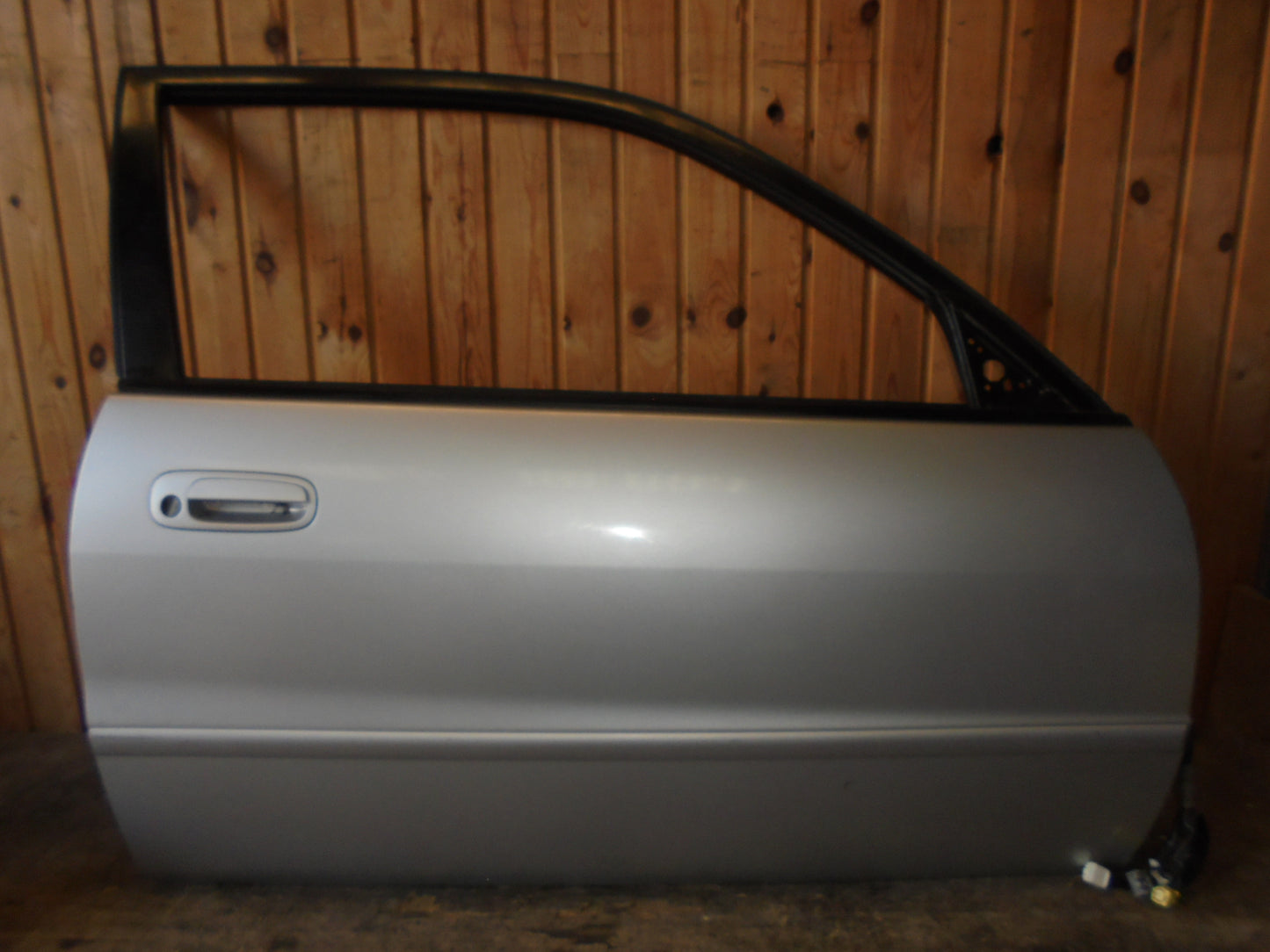 Toyota Corolla 3D E11 Dør H 2 Dørs Med OEM Nr. 6711112650 Fra Toyota Ophugger