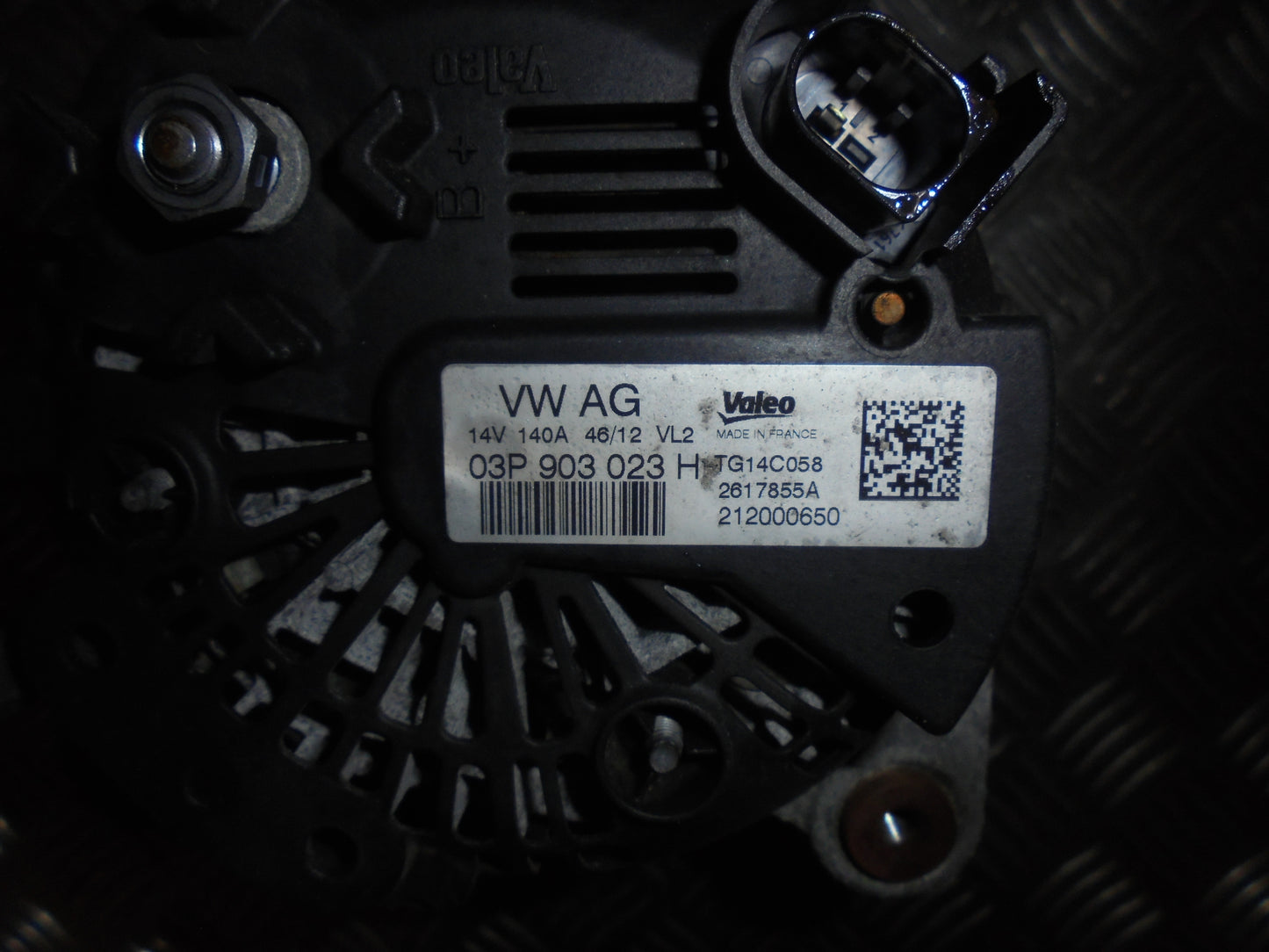 Seat Ibiza 6J Generator Med OEM Nr. 03P903023H Fra Seat Ophugger
