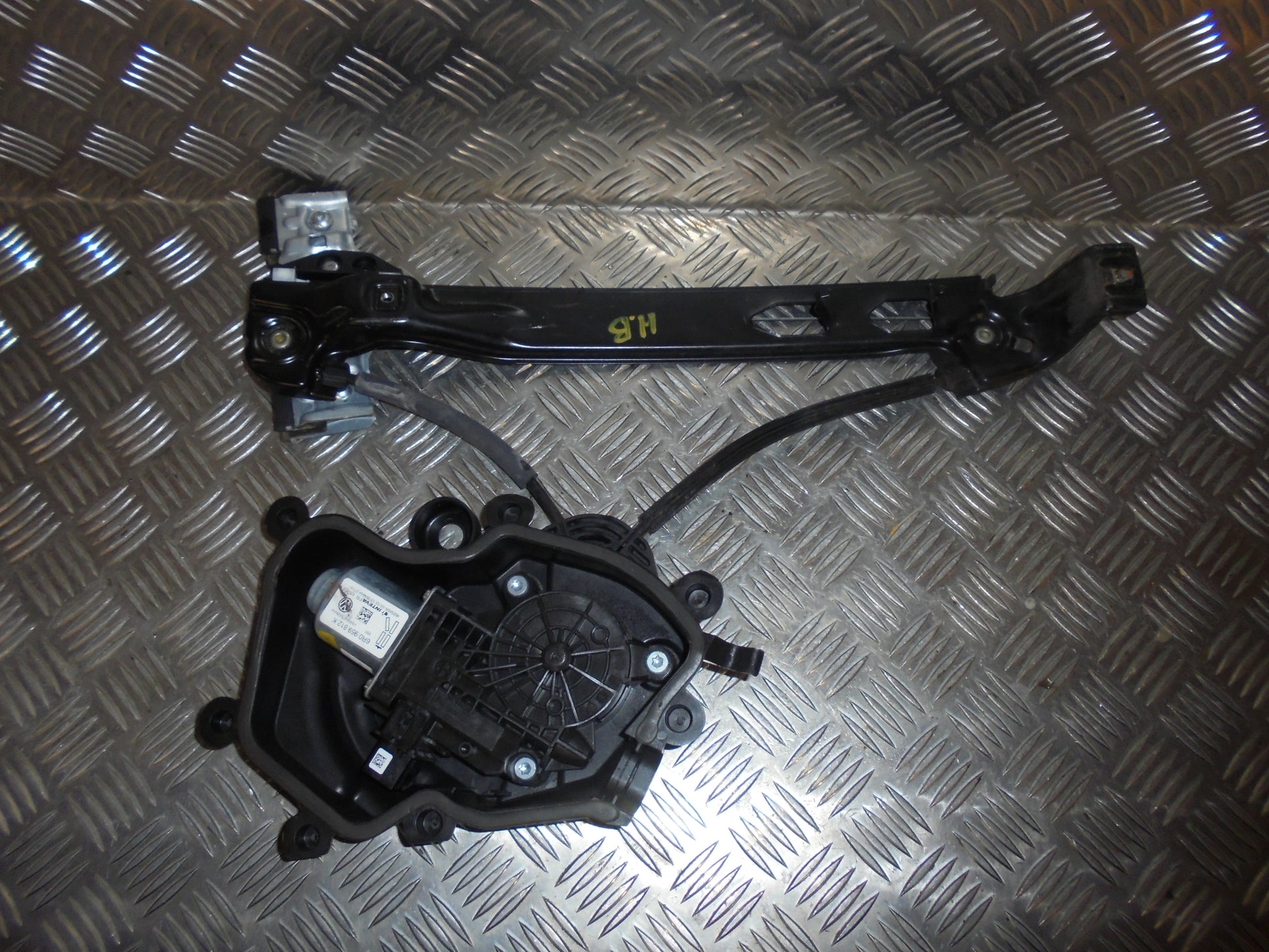 Seat Ibiza 6J Rudemotor - Rudehejs Med OEM Nr. 6R0959812R Fra Seat Ophugger