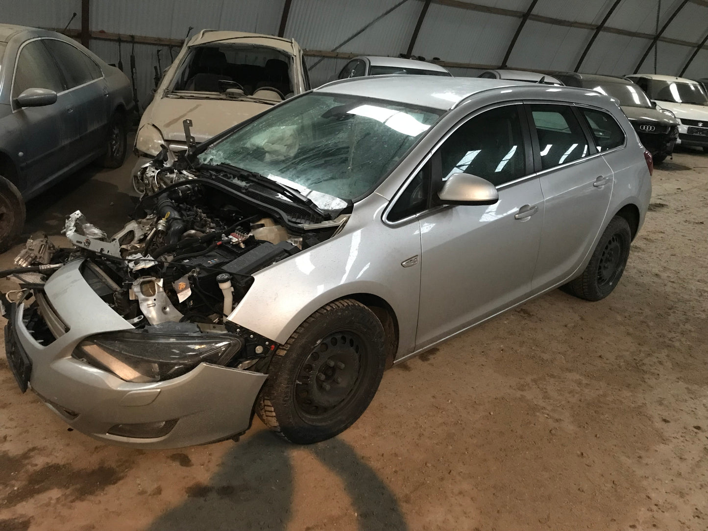 Opel Astra J Pluk-Selv-Bil Med OEM Nr. Ophugger Fra Opel Ophugger