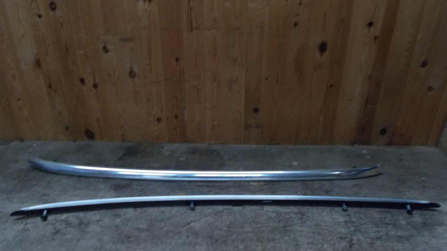 Seat Ibiza Tagbøjle Med OEM Nr. 6J8860021F Fra Seat Ophugger