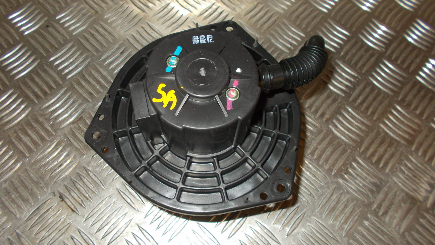 Chevrolet Aveo Varmeblæser Med OEM Nr. Ophugger Fra Chevrolet Ophugger