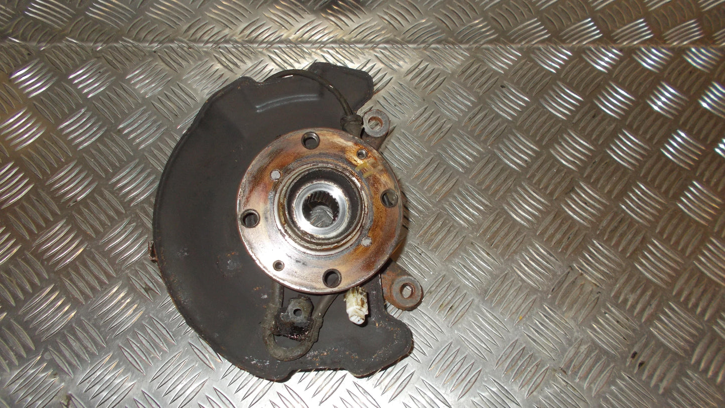 Suzuki Splash Spindel For H Med OEM Nr. Ophugger Fra Suzuki Ophugger