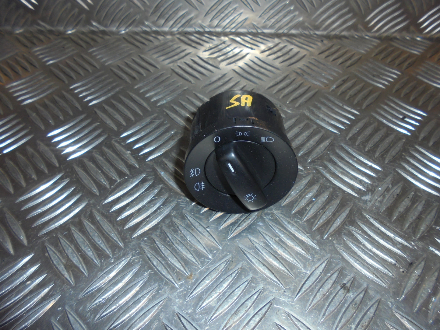 VW Golf 5 1K Kontakt Lys Med OEM Nr. 1K0941431AJ Fra VW Ophugger