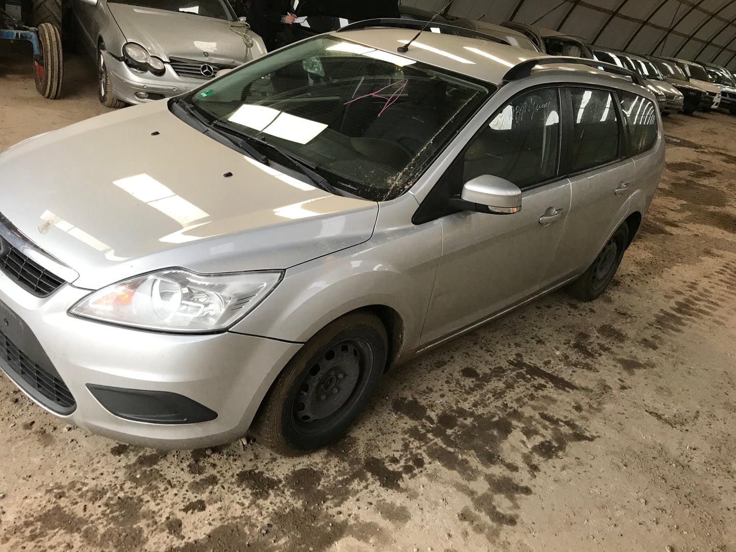 Ford Focus Pluk-Selv-Bil Med OEM Nr. Ophugger Fra Ford Ophugger