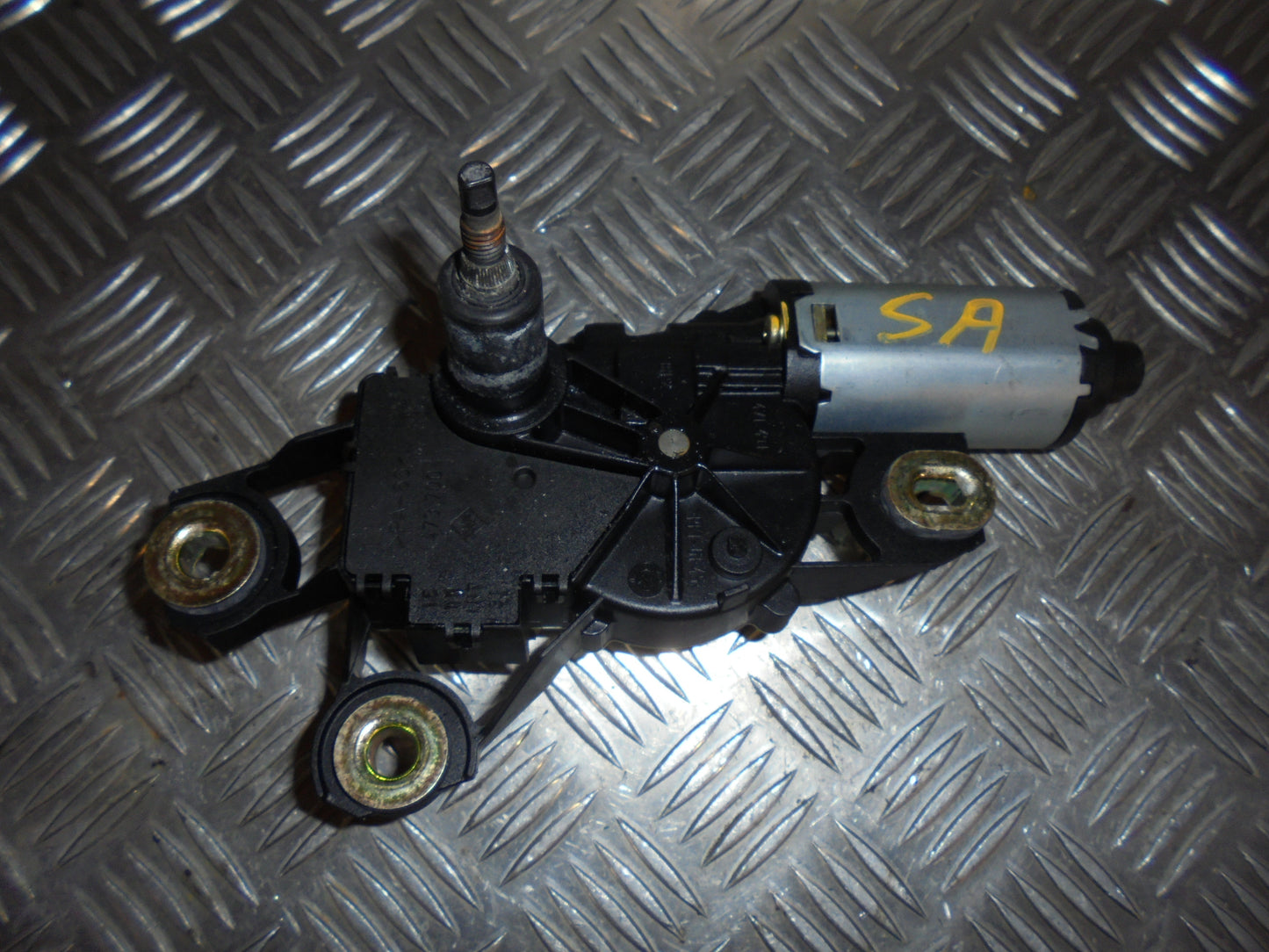 Seat Altea Bagrudevisker Motor Med OEM Nr. Ophugger Fra Seat Ophugger