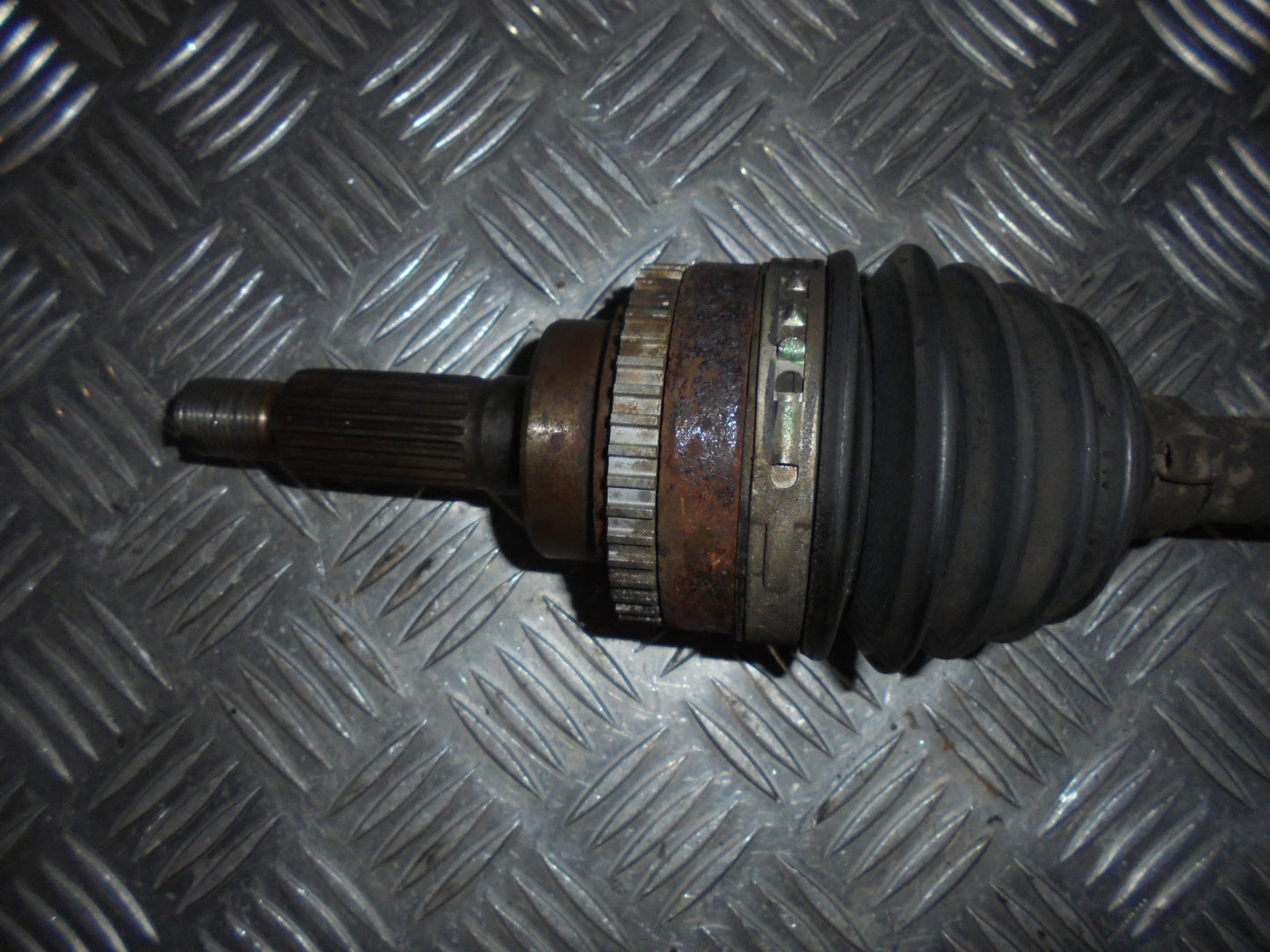 Suzuki Alto Trækaksel For H Med OEM Nr. 44101M68K50 Fra Suzuki Ophugger