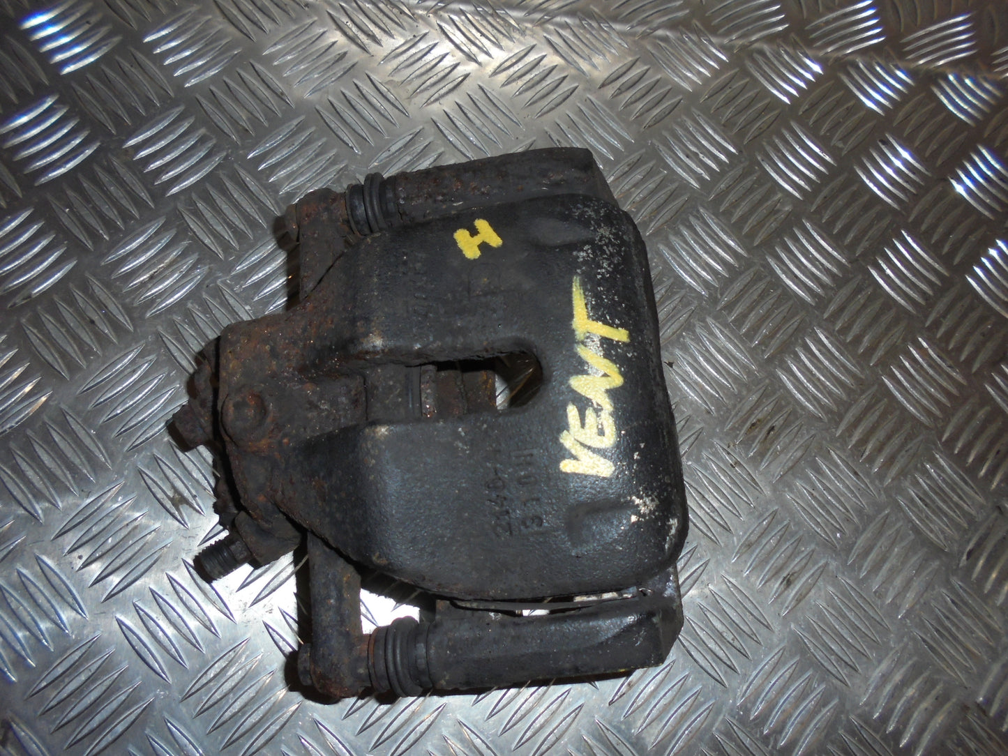 Suzuki Sx4 Bremsekaliber Hf Med OEM Nr. Ophugger Fra Suzuki Ophugger