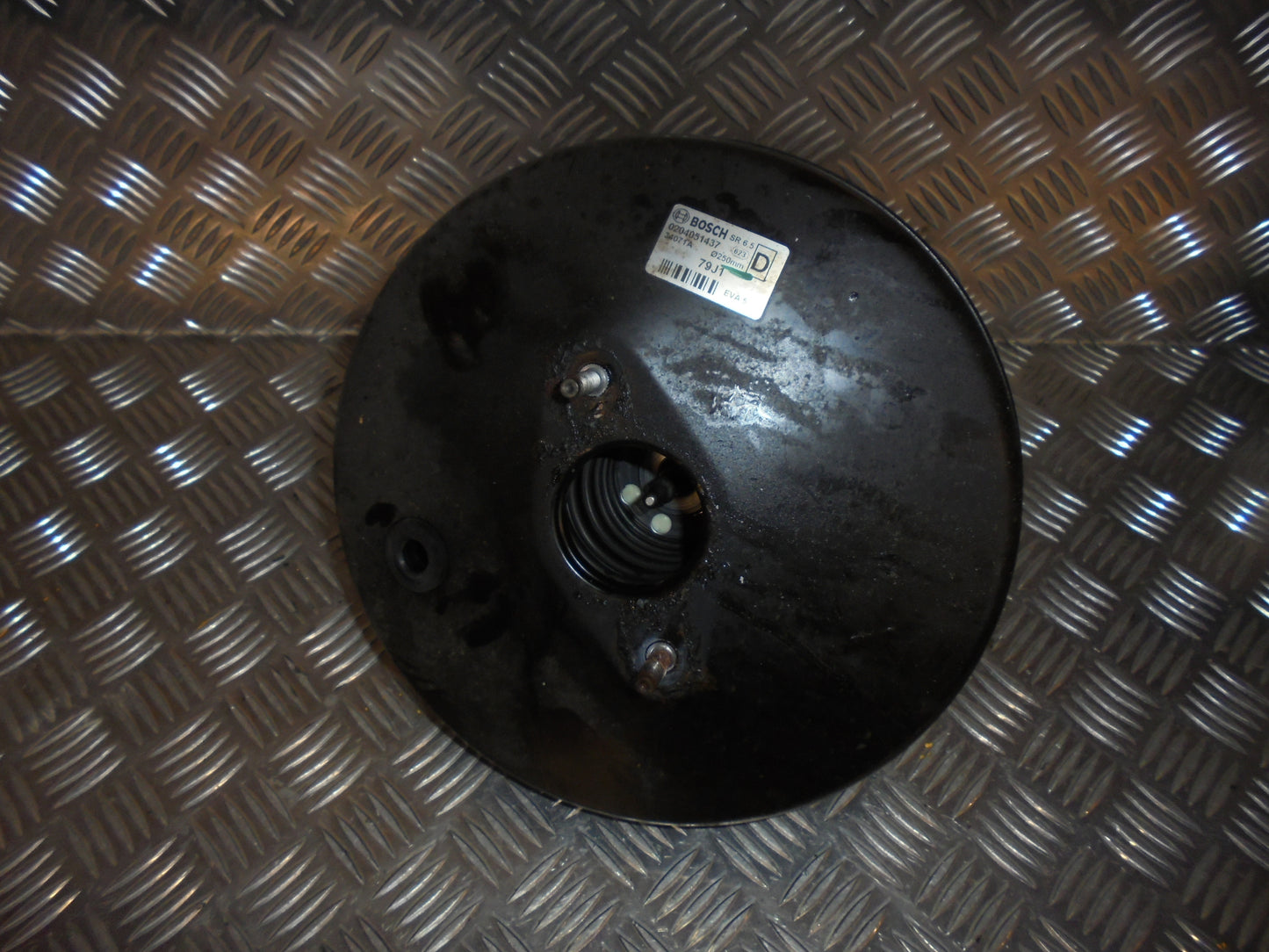 Suzuki Sx4 Bremseforstærker Med OEM Nr. 0204051437 Fra Suzuki Ophugger