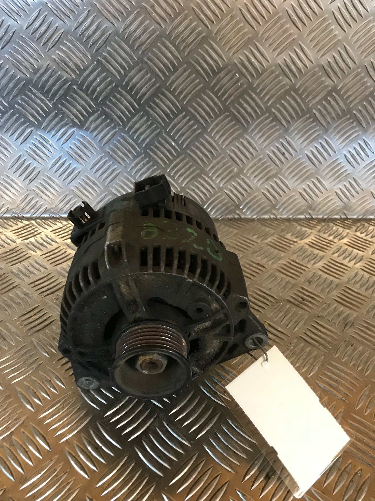 Ford Mondeo 2 Generator Med OEM Nr. 0123212001 Fra Ford Ophugger