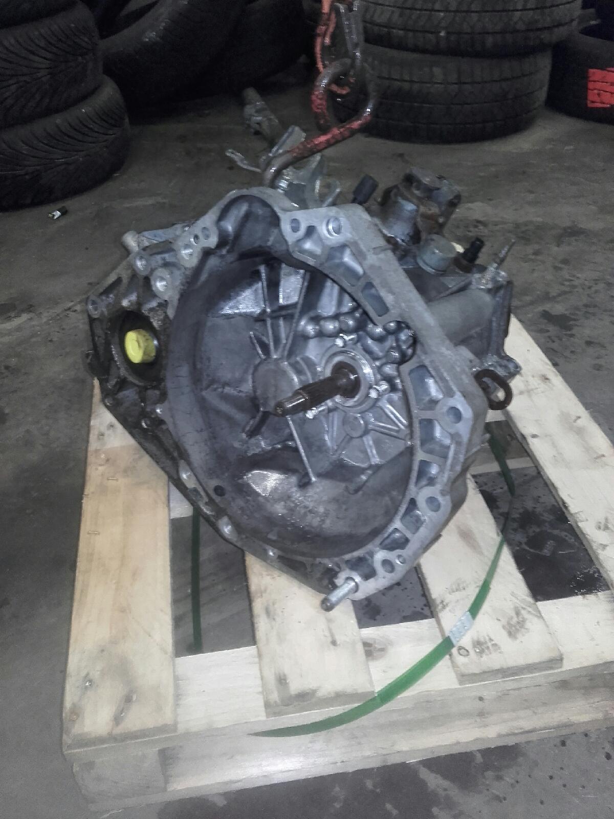 Suzuki SX4 Gearkasse 5 Trin Med OEM Nr. 2472179J02 Fra Suzuki Ophugger