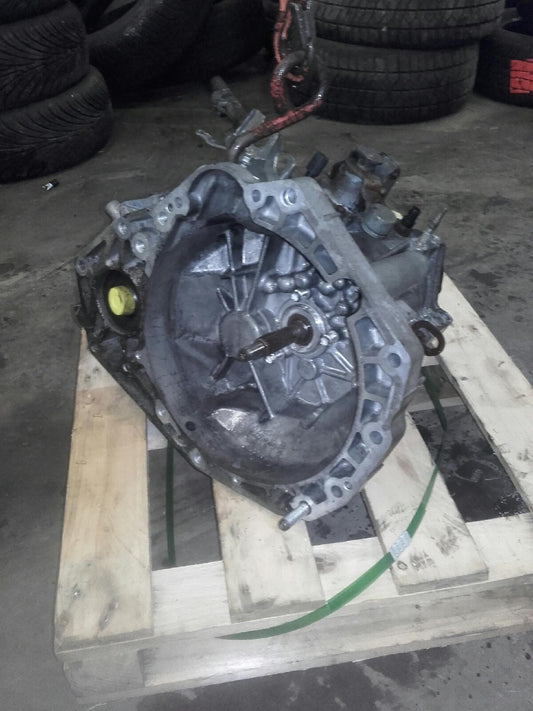Suzuki SX4 Gearkasse 5 Trin Med OEM Nr. 2472179J02 Fra Suzuki Ophugger