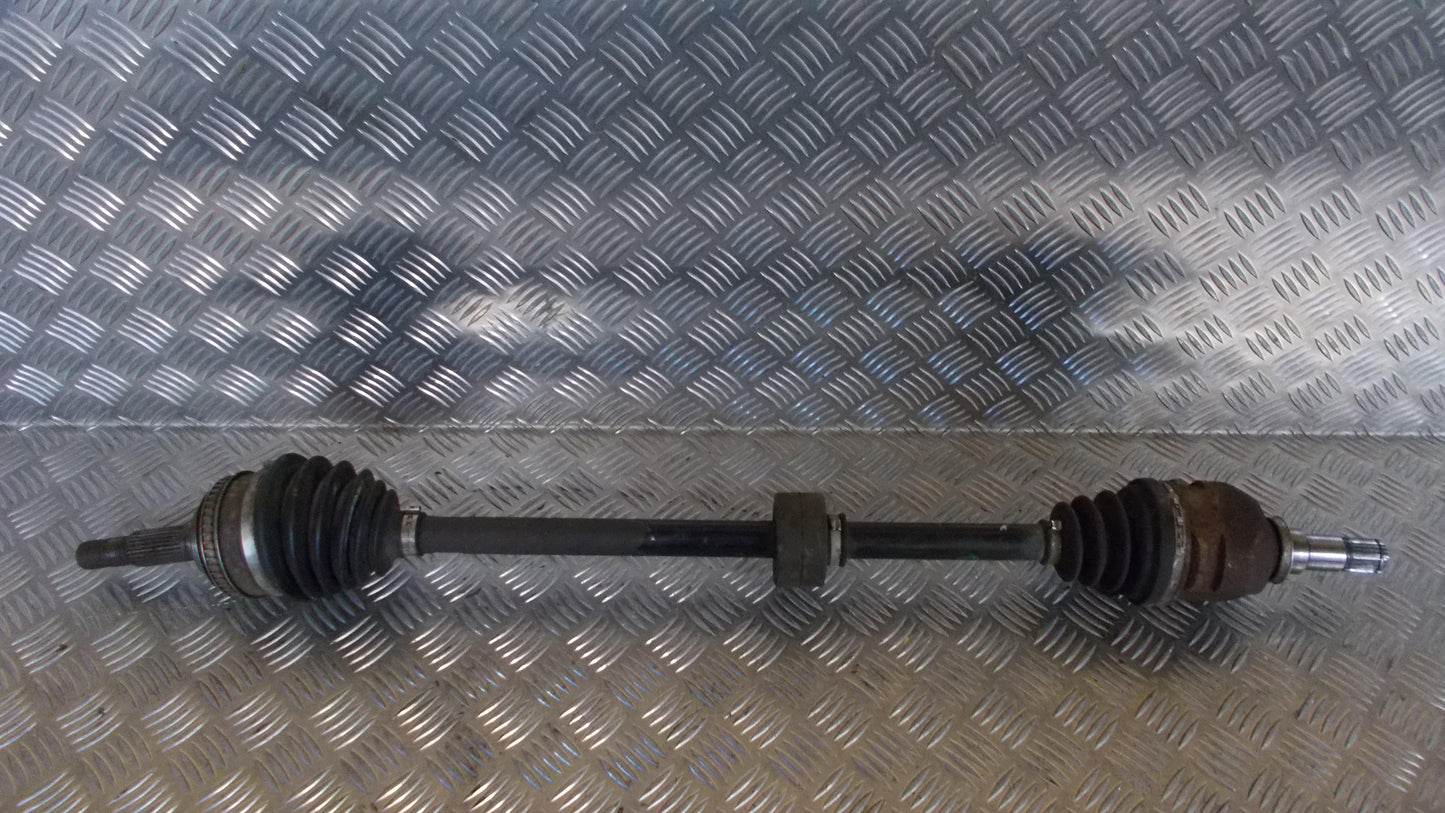 Suzuki Swift Trækaksel For H Med OEM Nr. Ophugger Fra Suzuki Ophugger