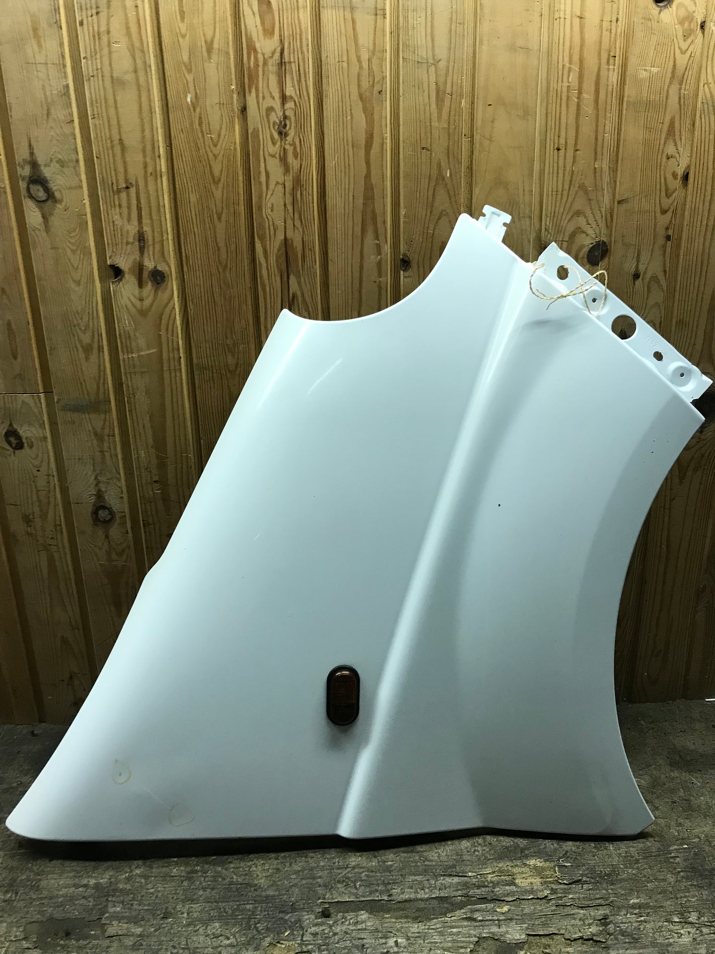 Opel Vivaro 1 Forskærm H Med OEM Nr. 93188421 Fra Opel Ophugger