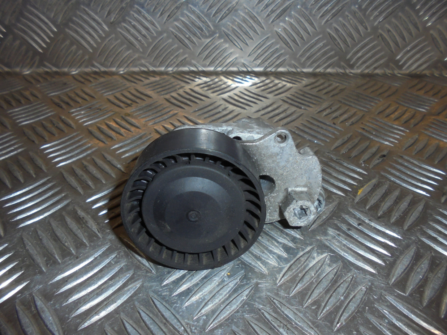 Skoda Citigo Remstrammer Med OEM Nr. 04E145299E Fra Skoda Ophugger