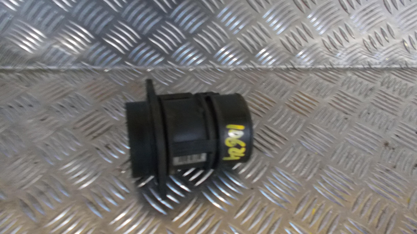 Opel Vivaro 1 Luftmængdemåler Med OEM Nr. 7700104426 Fra Opel Ophugger