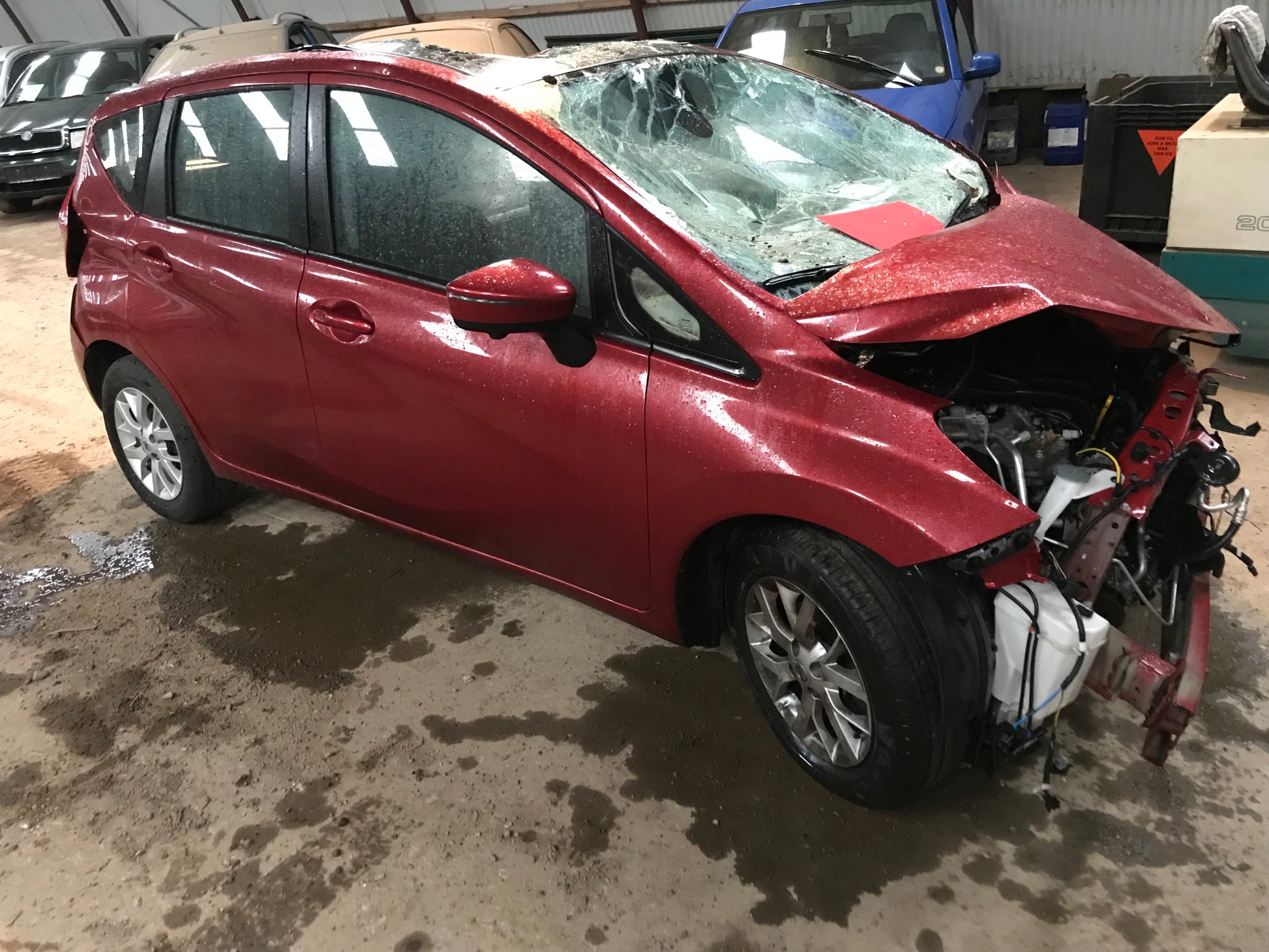 Nissan Note Pluk-Selv-Bil Med OEM Nr. Ophugger Fra Nissan Ophugger