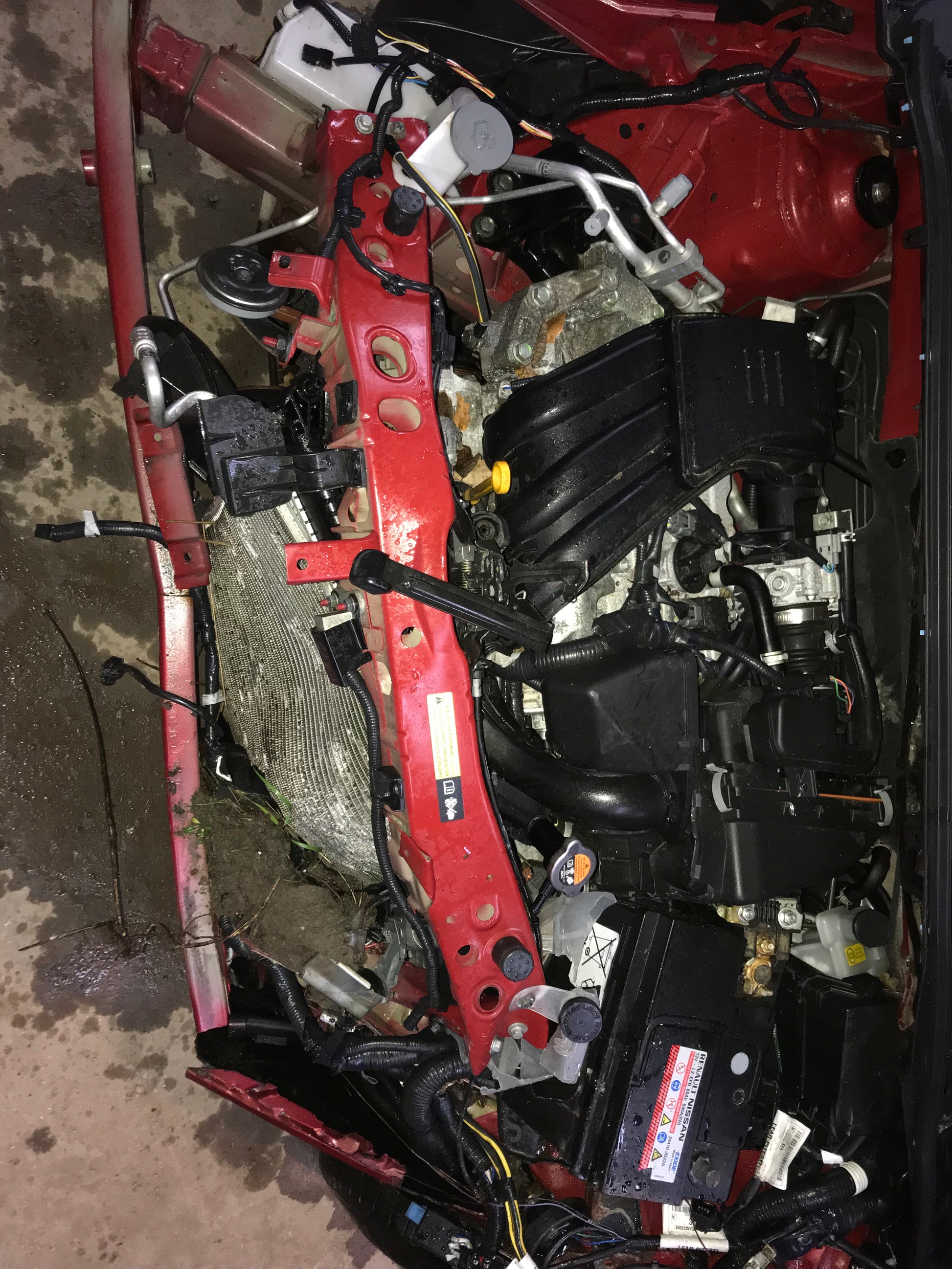 Nissan Note Pluk-Selv-Bil Med OEM Nr. Ophugger Fra Nissan Ophugger