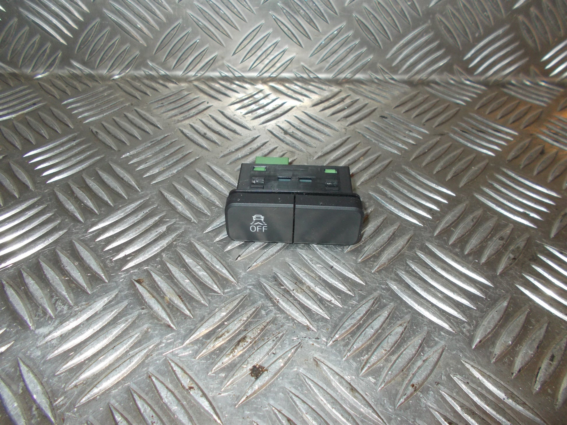 Skoda Citigo Kontakt Diverse Med OEM Nr. 1ST953508B Fra Skoda Ophugger