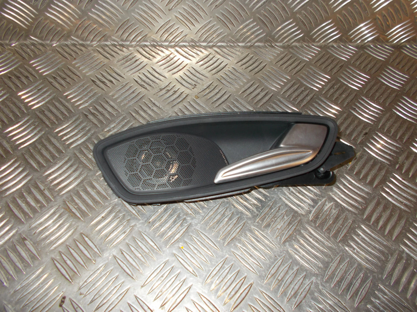 Audi A1 Håndtag Indvendig Med OEM Nr. Ophugger Fra Audi Ophugger