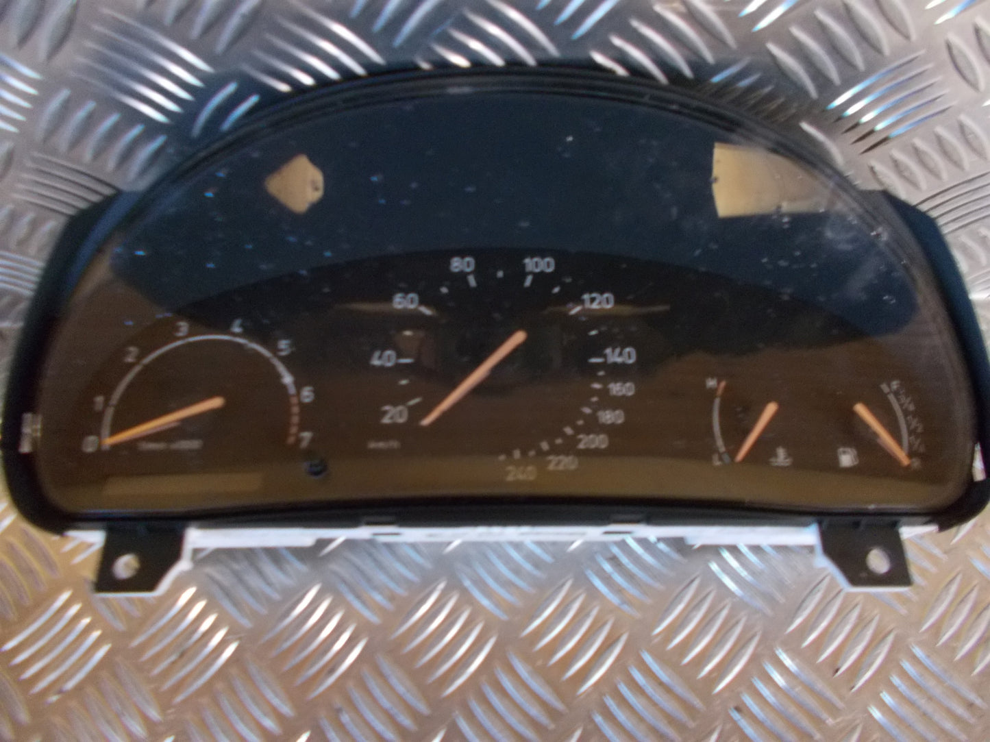 Saab 9‑5 Speedometer - Instrument Med OEM Nr. Ophugger Fra Saab Ophugger