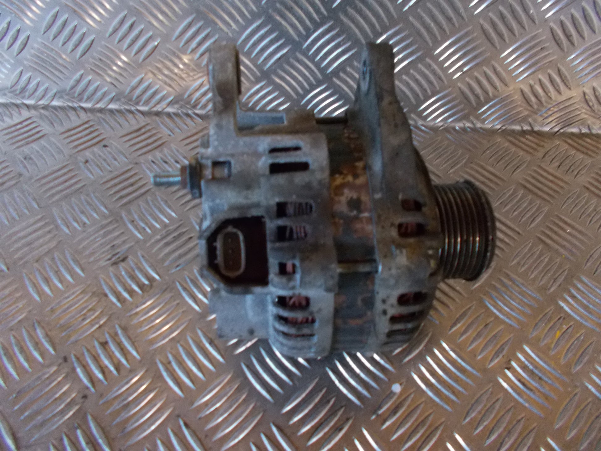 Mazda 6 GG/GY Generator Med OEM Nr. S20041140501 Fra Mazda Ophugger
