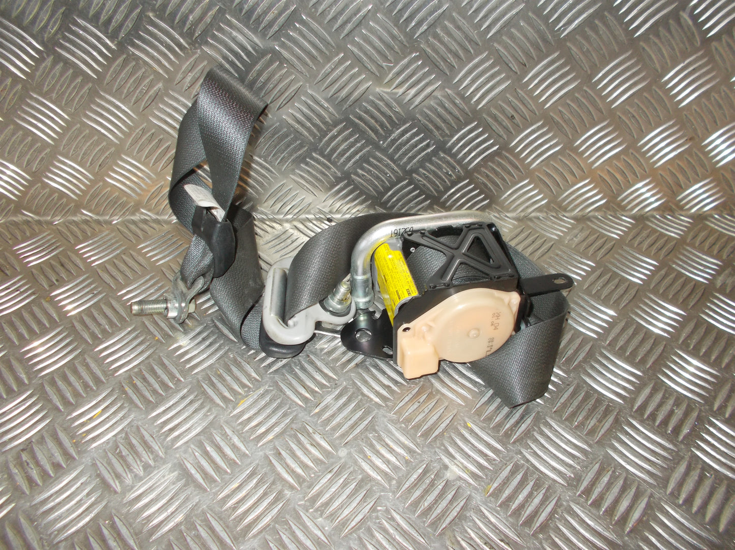 Mazda 6 Gg/Gy Sikkerhedsseler For Med OEM Nr. Ophugger Fra Mazda Ophugger