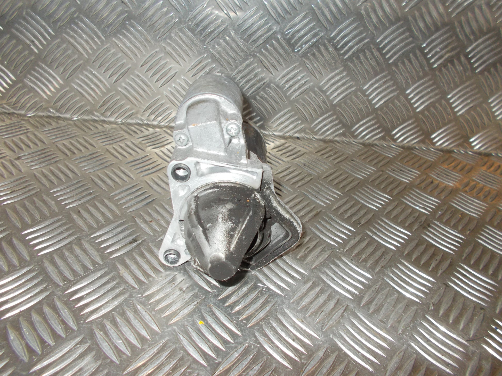 Nissan Note Starter Med OEM Nr. 233001HC1C Fra Nissan Ophugger