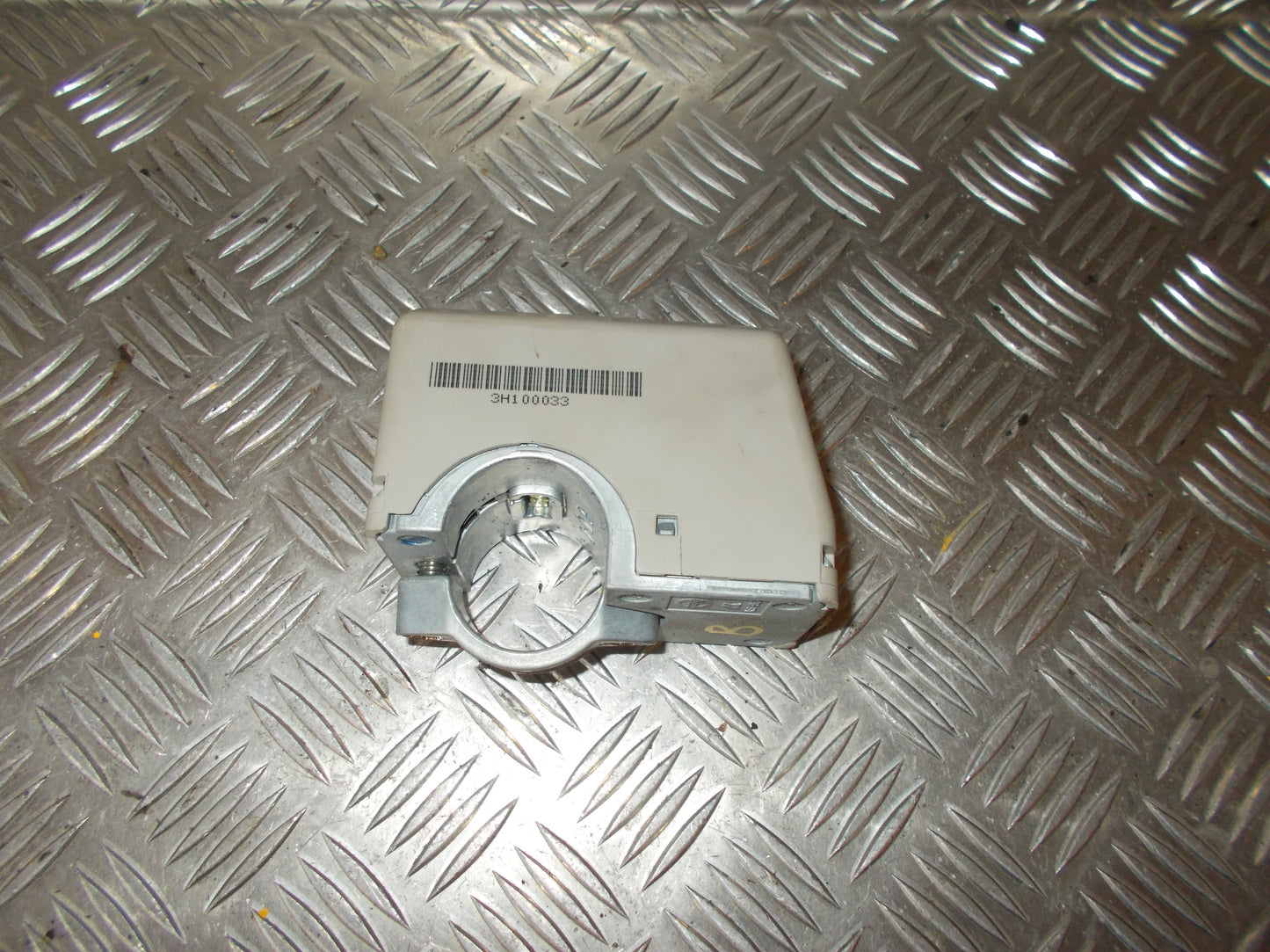 Nissan Note Ratlås Med OEM Nr. 3H10033 Fra Nissan Ophugger