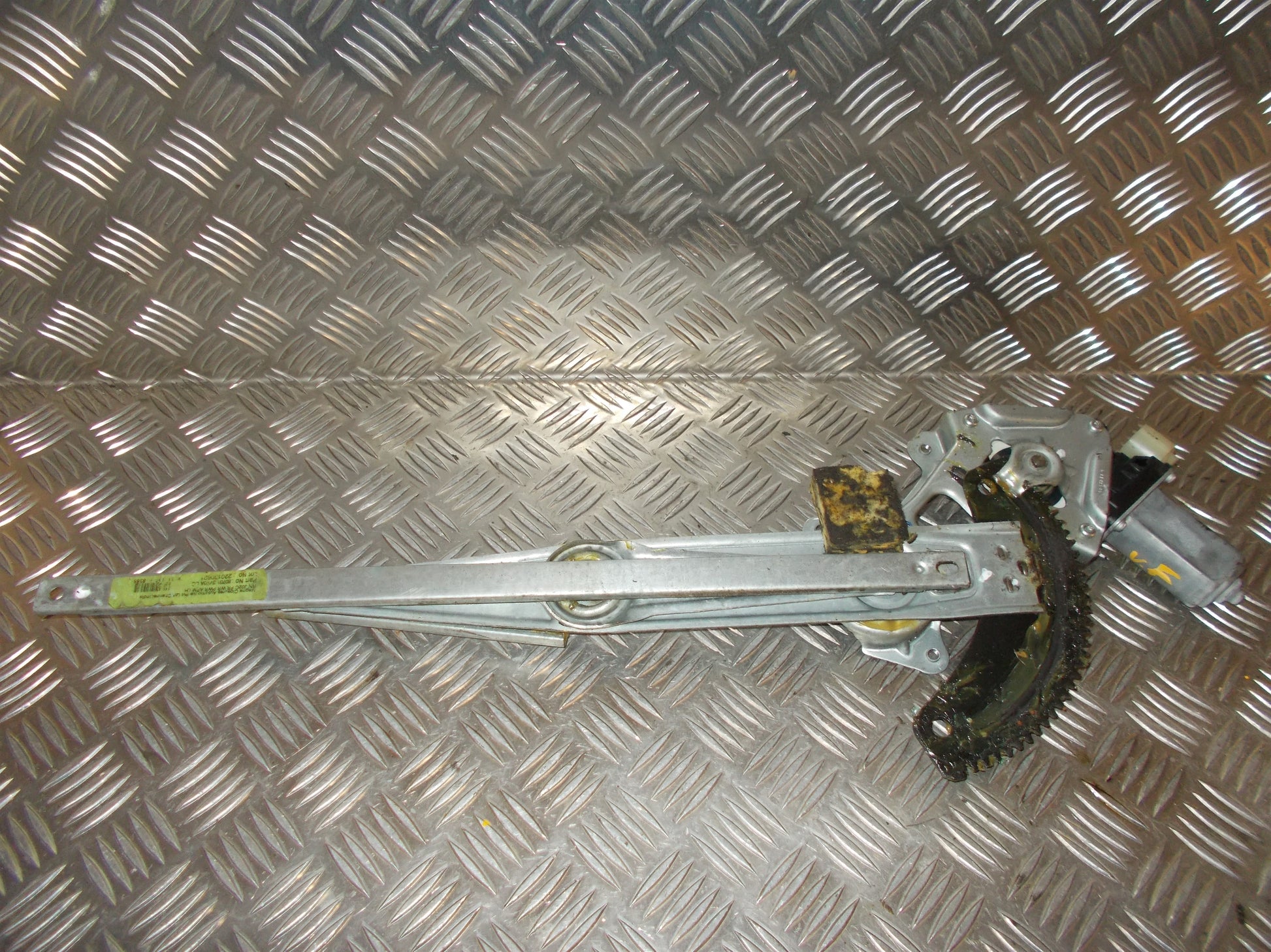 Nissan Note Rudemotor - Rudehejs Med OEM Nr. 807311HB2A Fra Nissan Ophugger