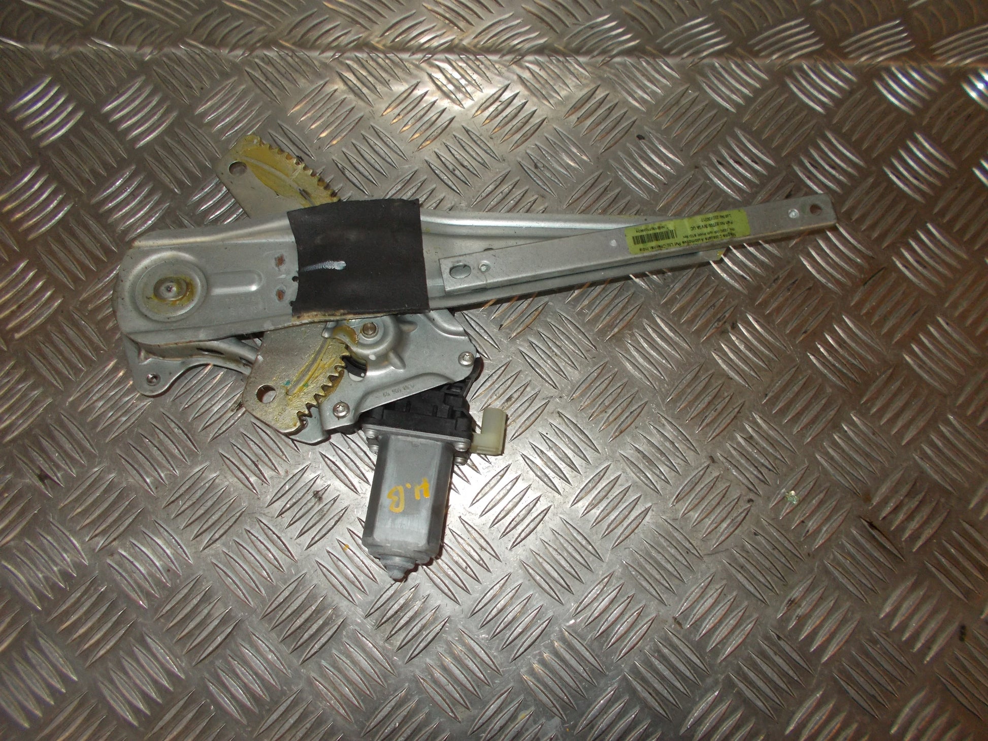 Nissan Note Rudemotor - Rudehejs Med OEM Nr. 827311HB1A Fra Nissan Ophugger