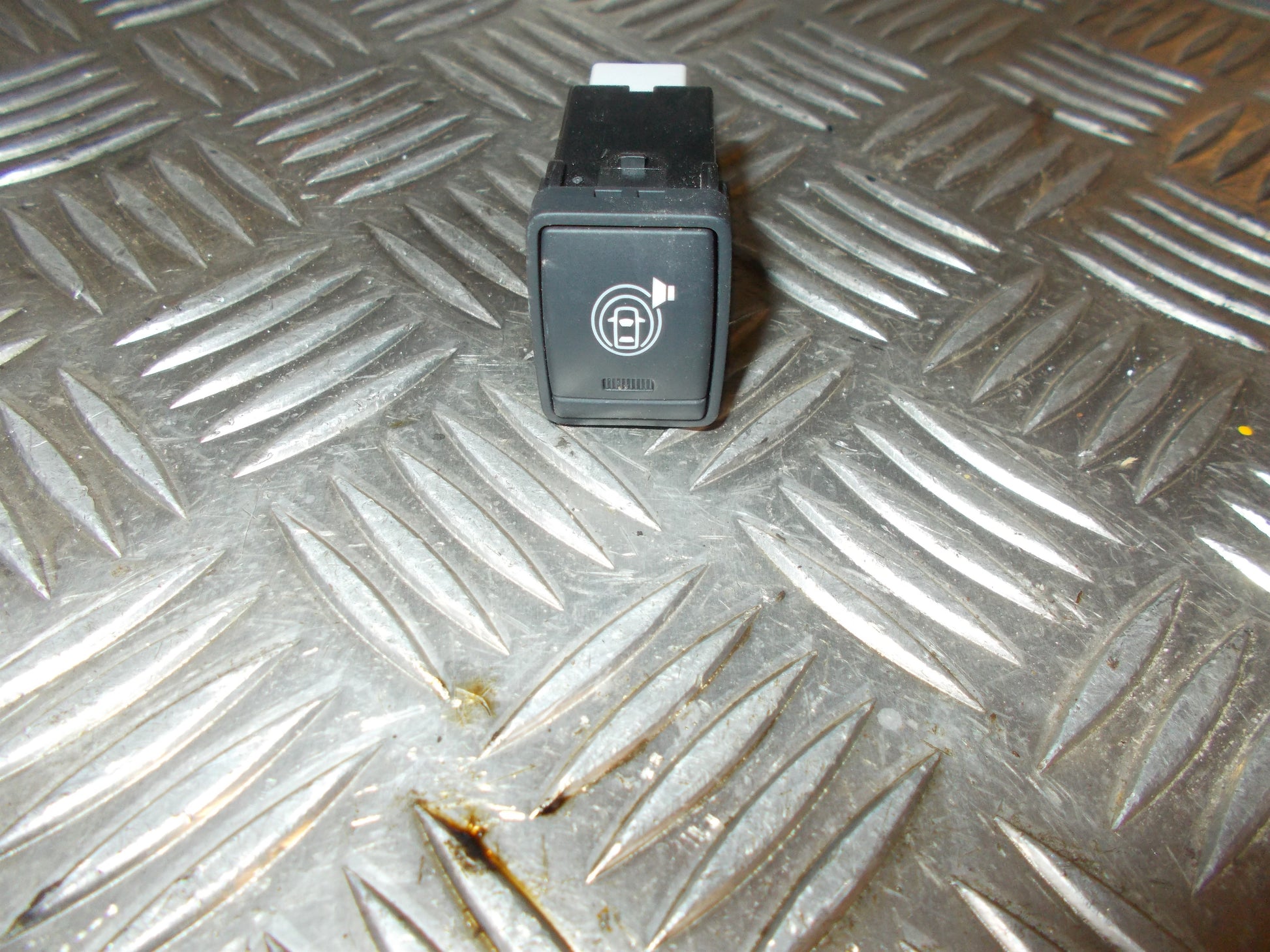 Nissan Note Kontakt Diverse Med OEM Nr. 3NF0A Fra Nissan Ophugger