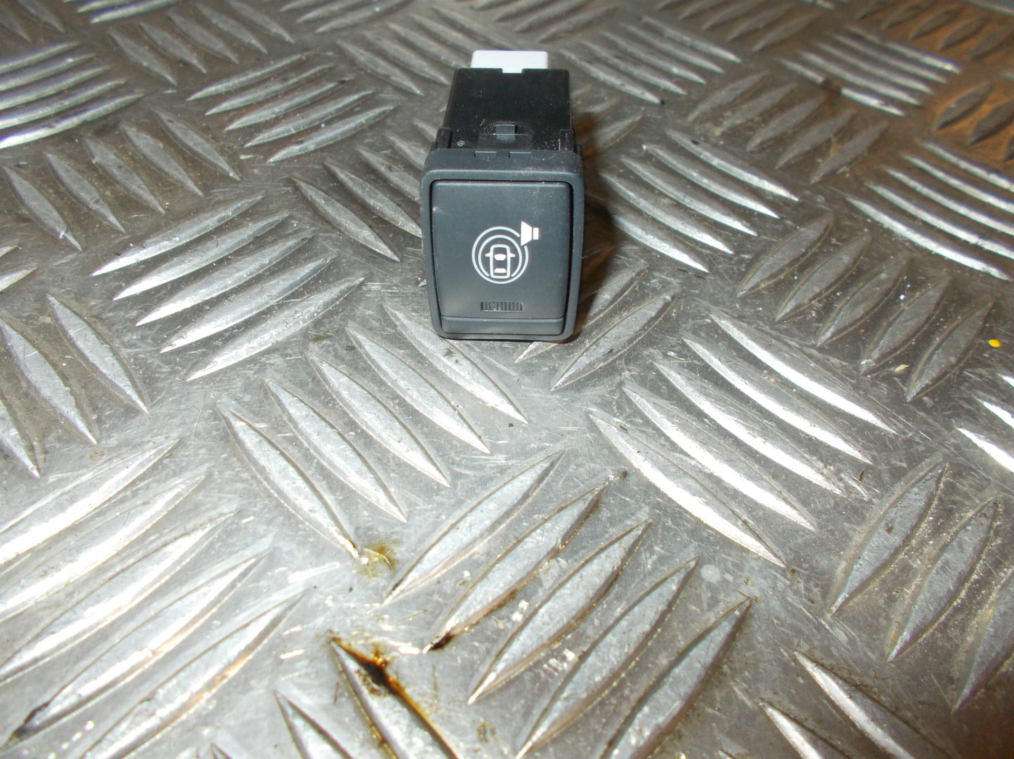 Nissan Note Kontakt Diverse Med OEM Nr. 3NF0A Fra Nissan Ophugger