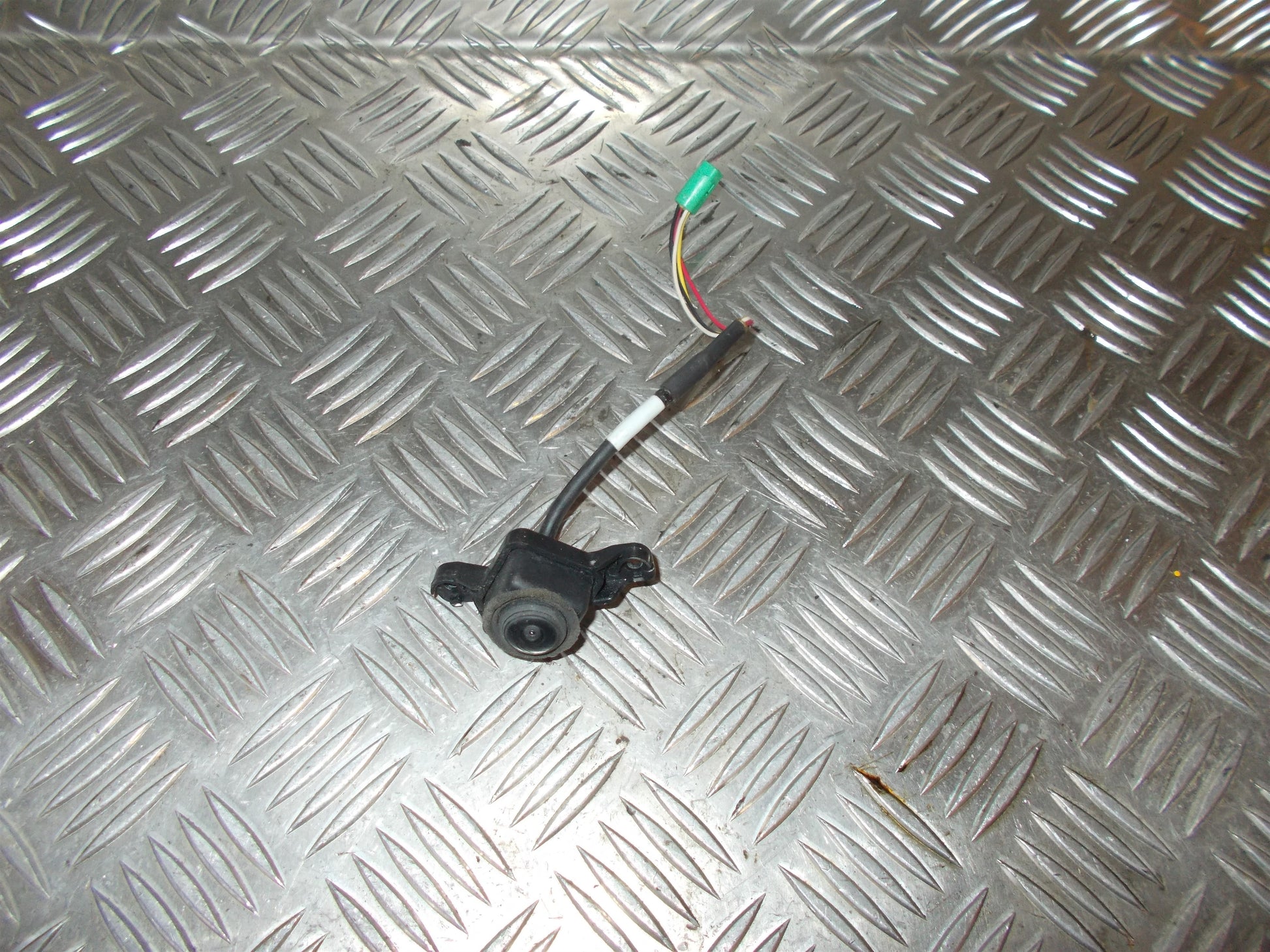 Nissan Note Sidespejl, Løsdele Med OEM Nr. 284194BA0A Fra Nissan Ophugger