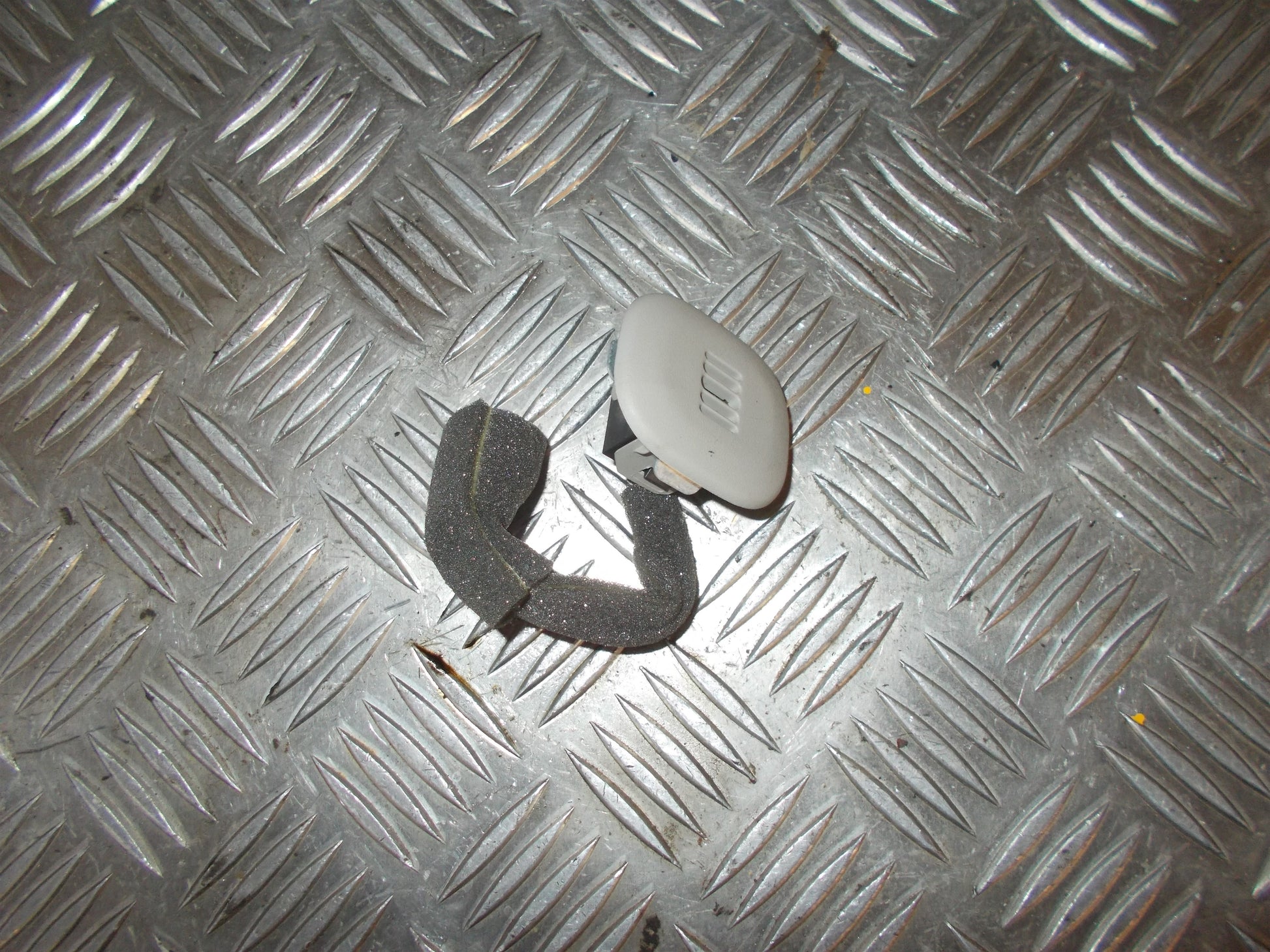 Nissan Note Kontakt Aircond Med OEM Nr. 28336AP1SX3A13 Fra Nissan Ophugger