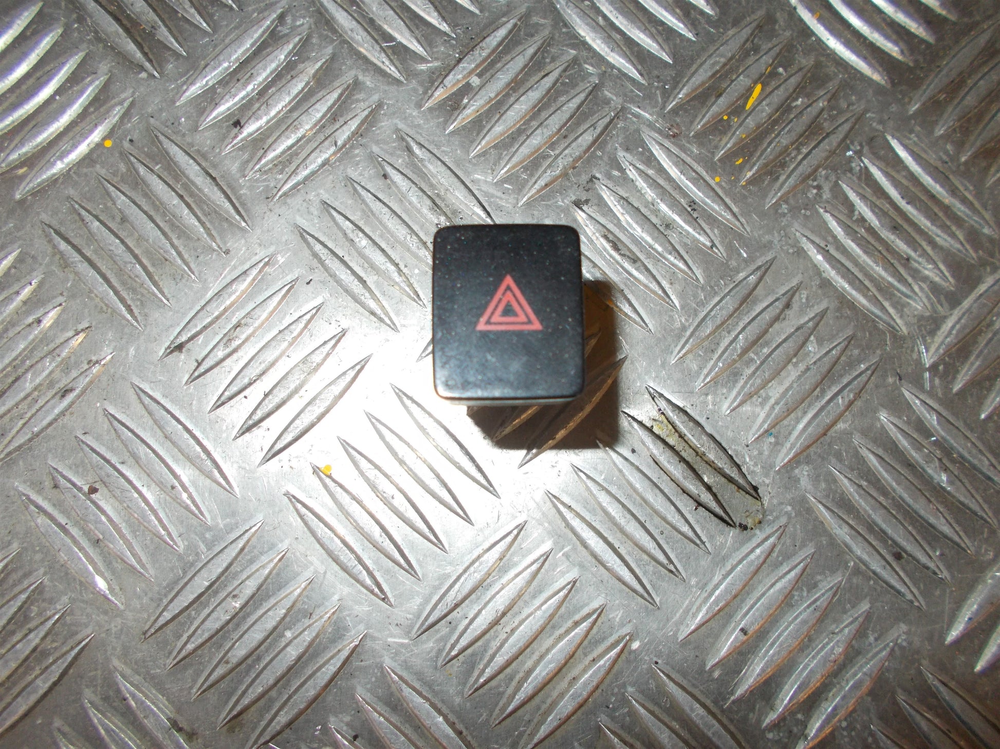 Nissan Note Kontakt Katastrofe Med OEM Nr. 3605B Fra Nissan Ophugger