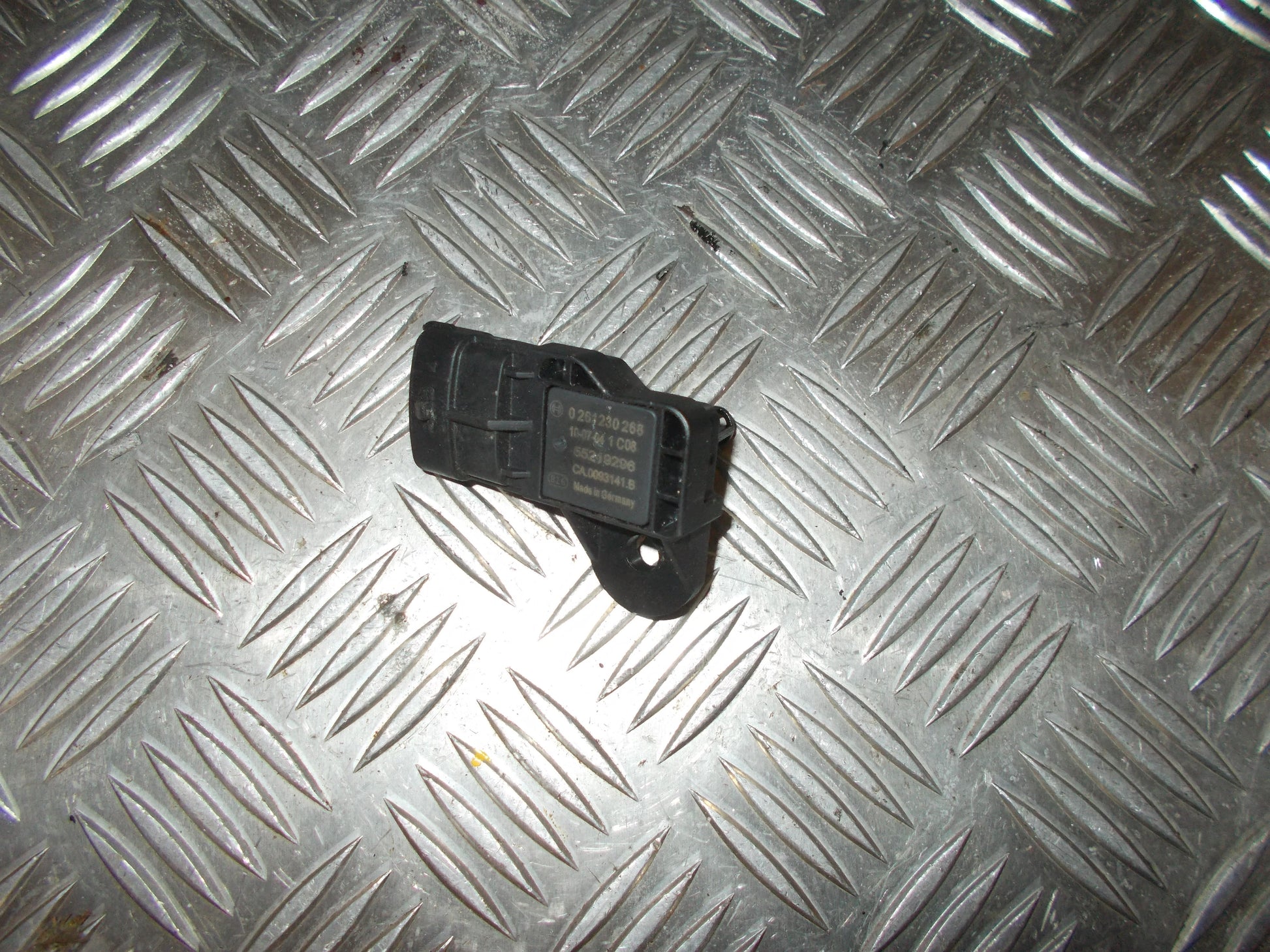 Fiat 500 Map Sensor Med OEM Nr. 0261230266 Fra Fiat Ophugger