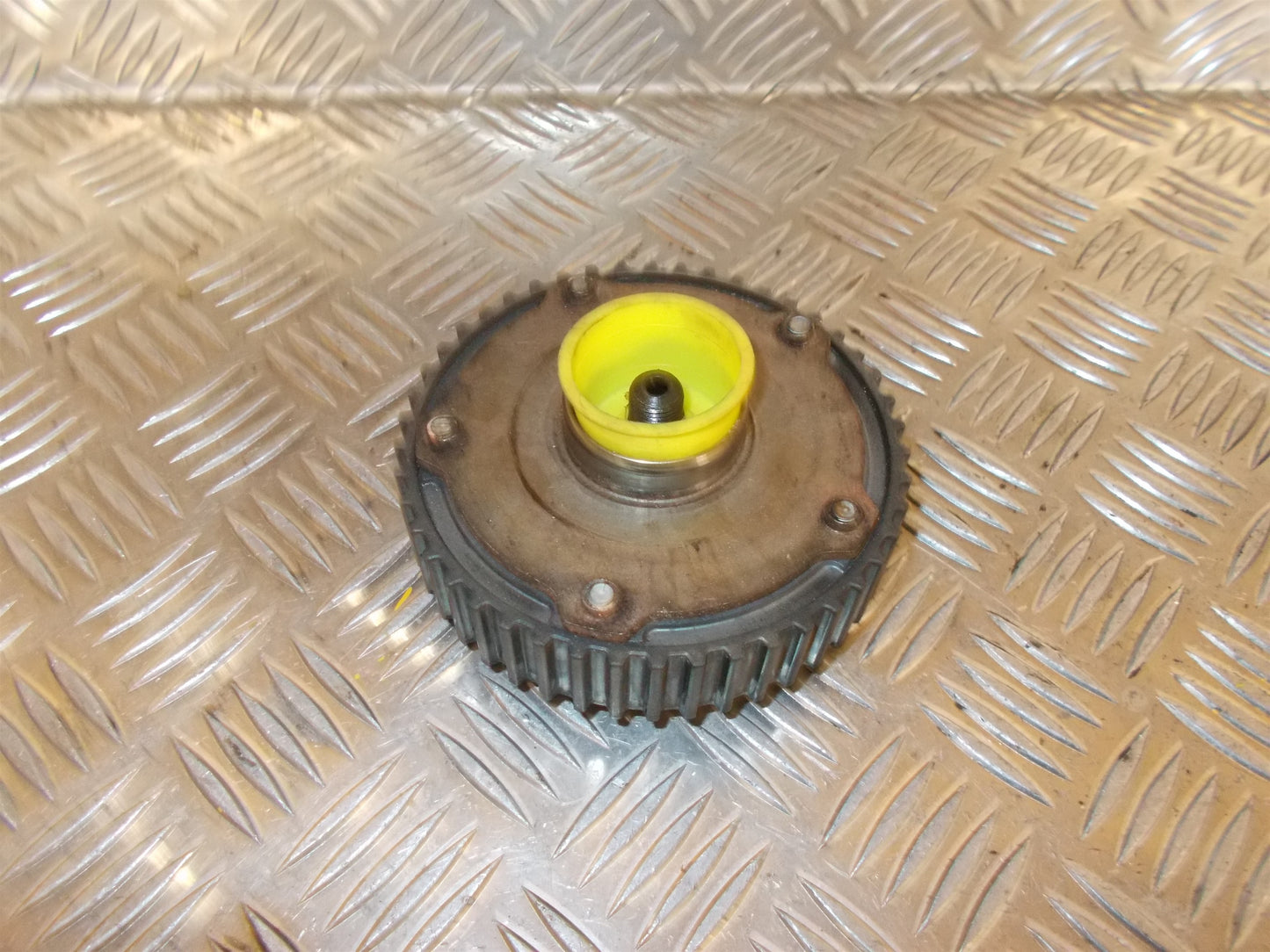 Fiat 500 Knastakselhjul Med OEM Nr. 55213710 Fra Fiat Ophugger