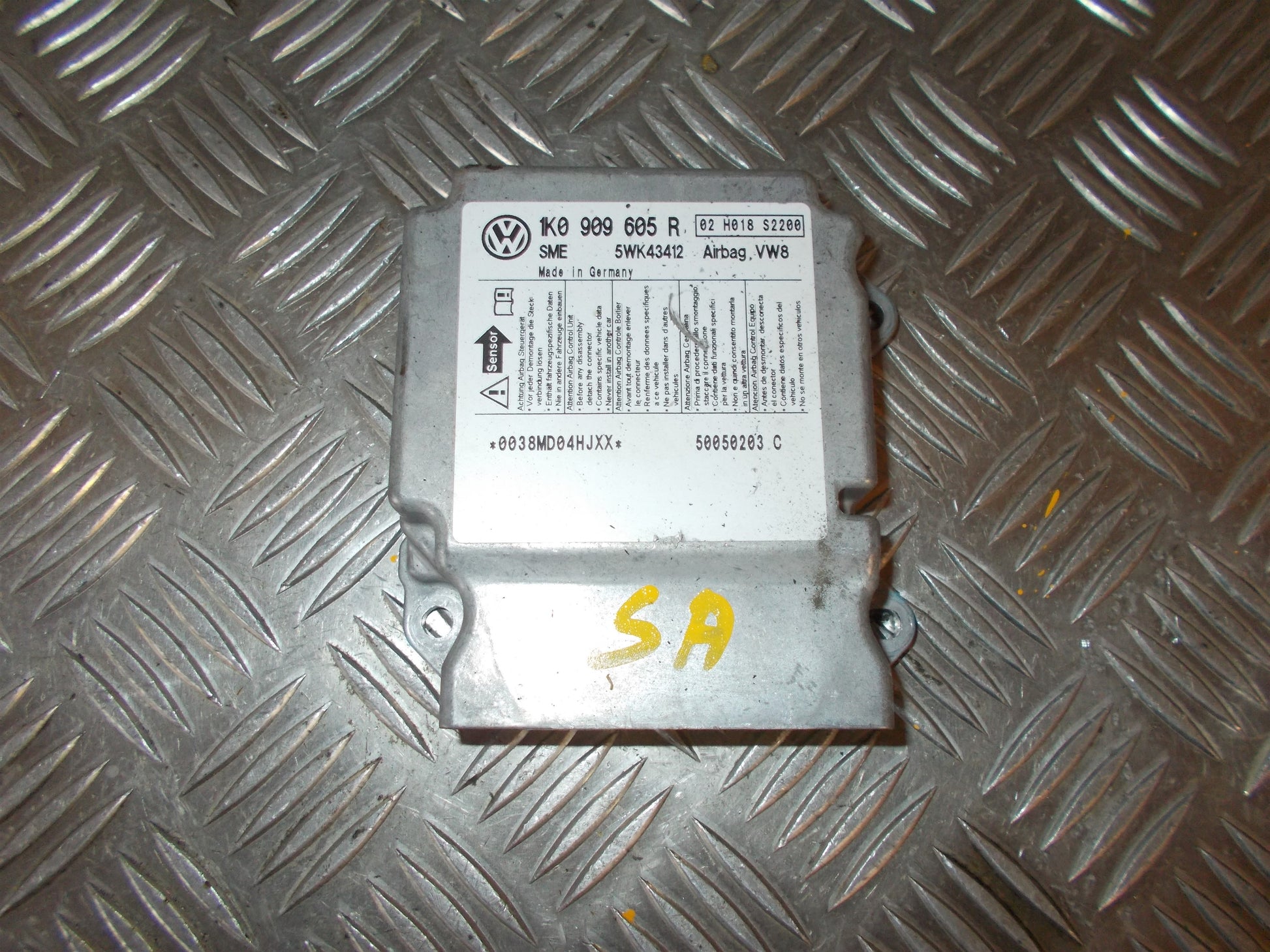 Skoda Octavia Airbag Elboks Med OEM Nr. 1K0909605R Fra Skoda Ophugger