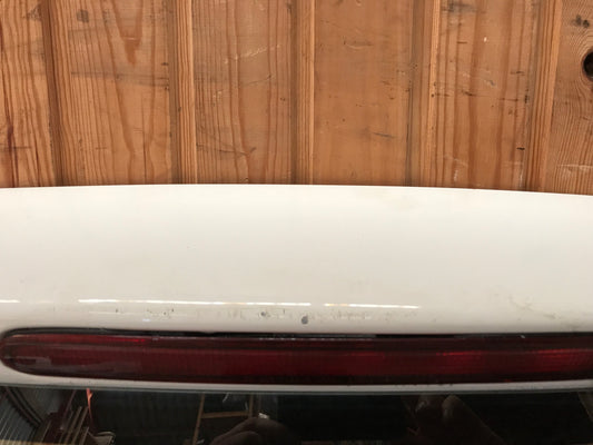 Suzuki Swift Bagklap Med OEM Nr. 6910063J23 Fra Suzuki Ophugger