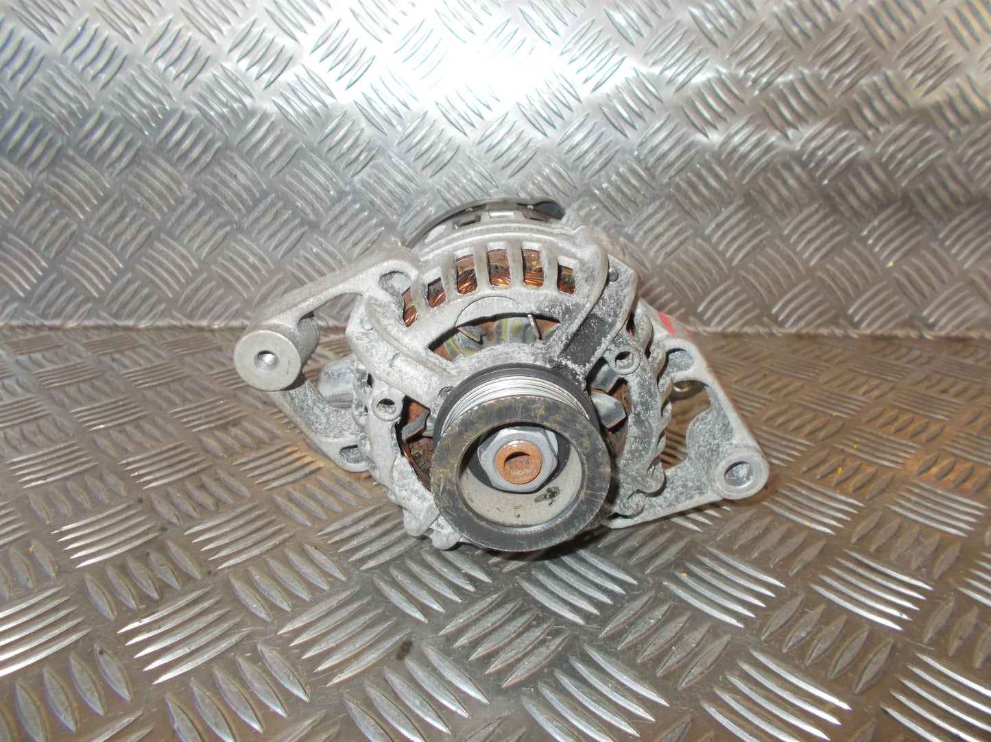 Opel Astra G Generator Med OEM Nr. 0986041260 Fra Opel Ophugger