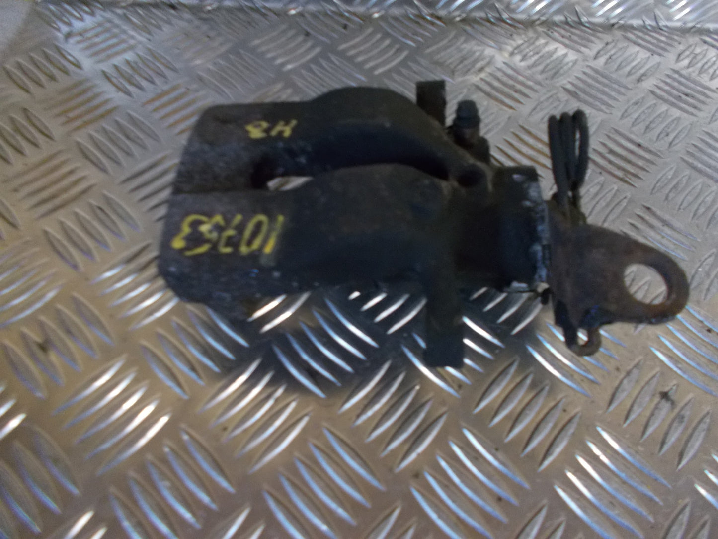 Alfa Romeo Alfa 147 Bremsekaliber Hb Med OEM Nr. Ophugger Fra Alfa Romeo Ophugger