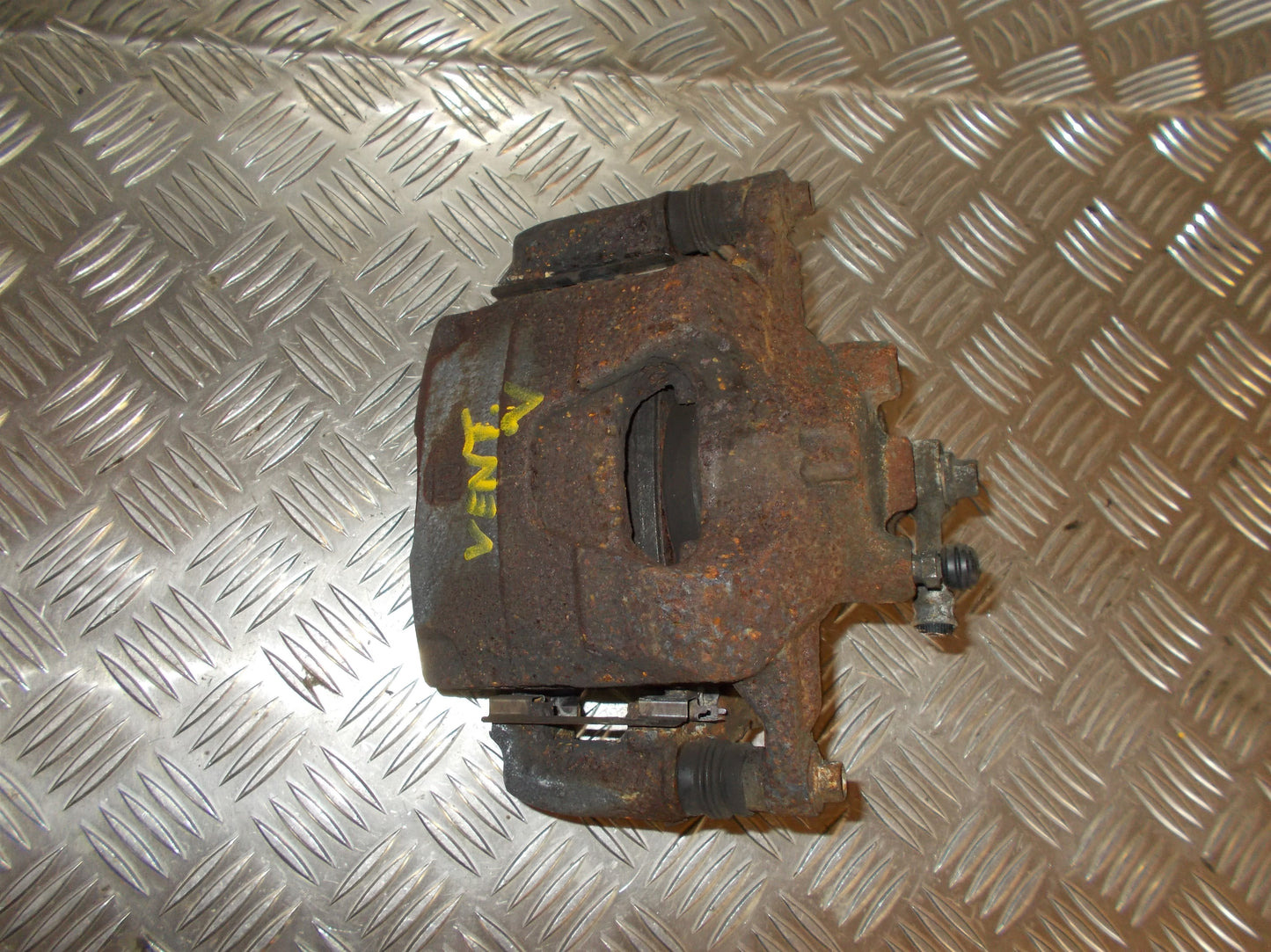 Opel Astra J Bremsekaliber VF Med OEM Nr. 13301226 Fra Opel Ophugger