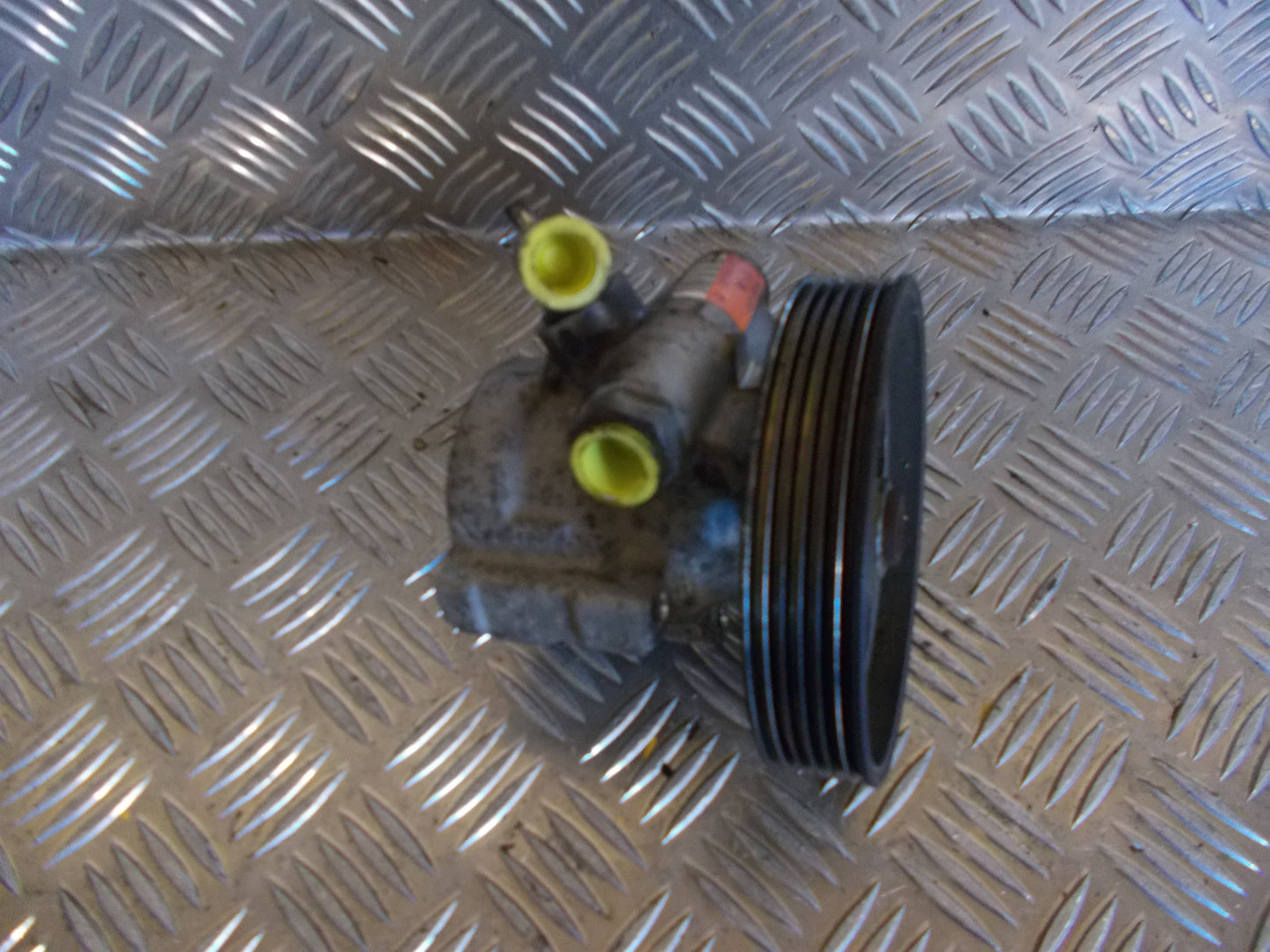 Peugeot Bipper Servopumpe Med OEM Nr. Ophugger Fra Peugeot Ophugger