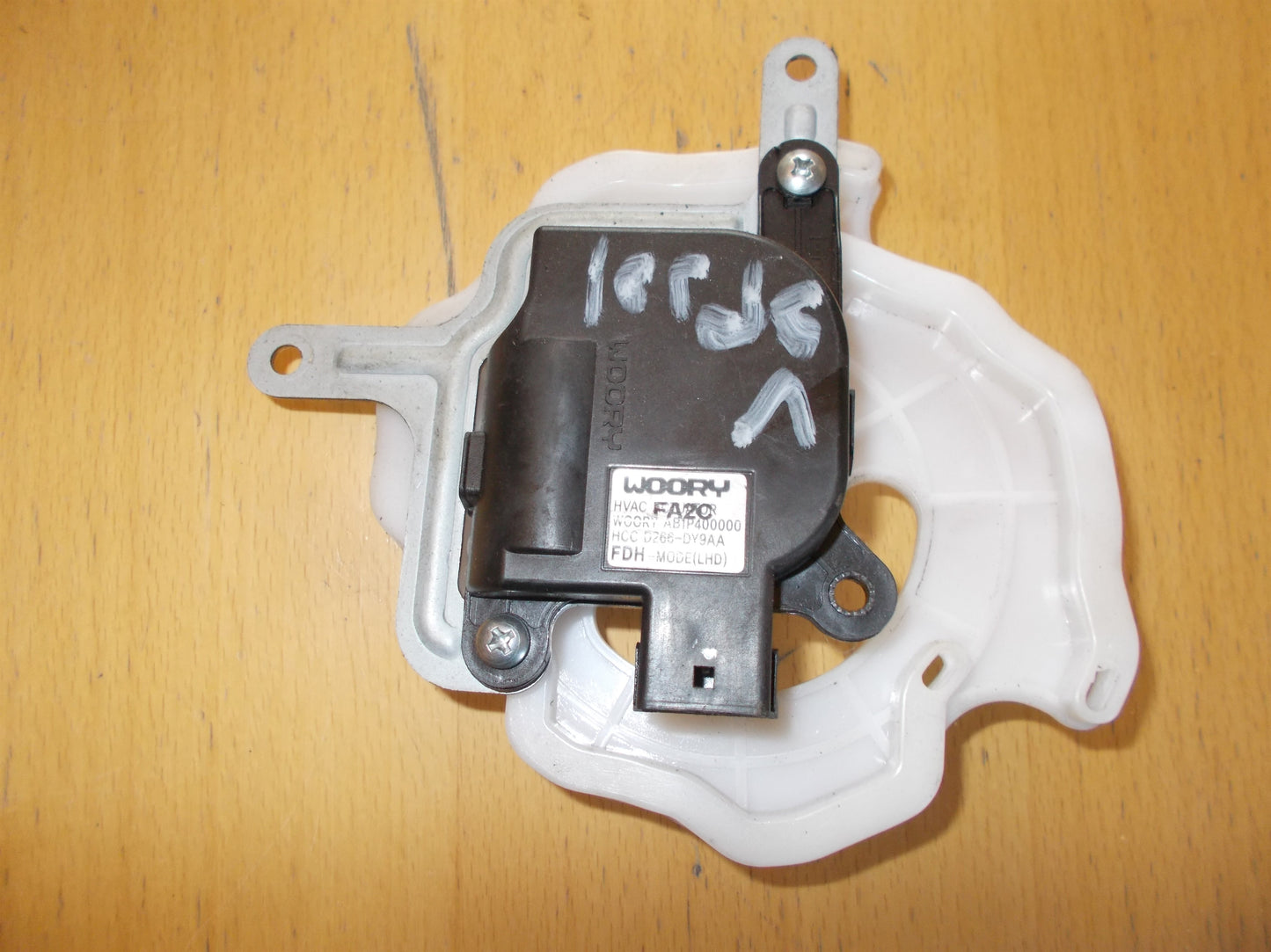 Hyundai I30 Tm Varmereg.Motor Med OEM Nr. Ophugger Fra Hyundai Ophugger