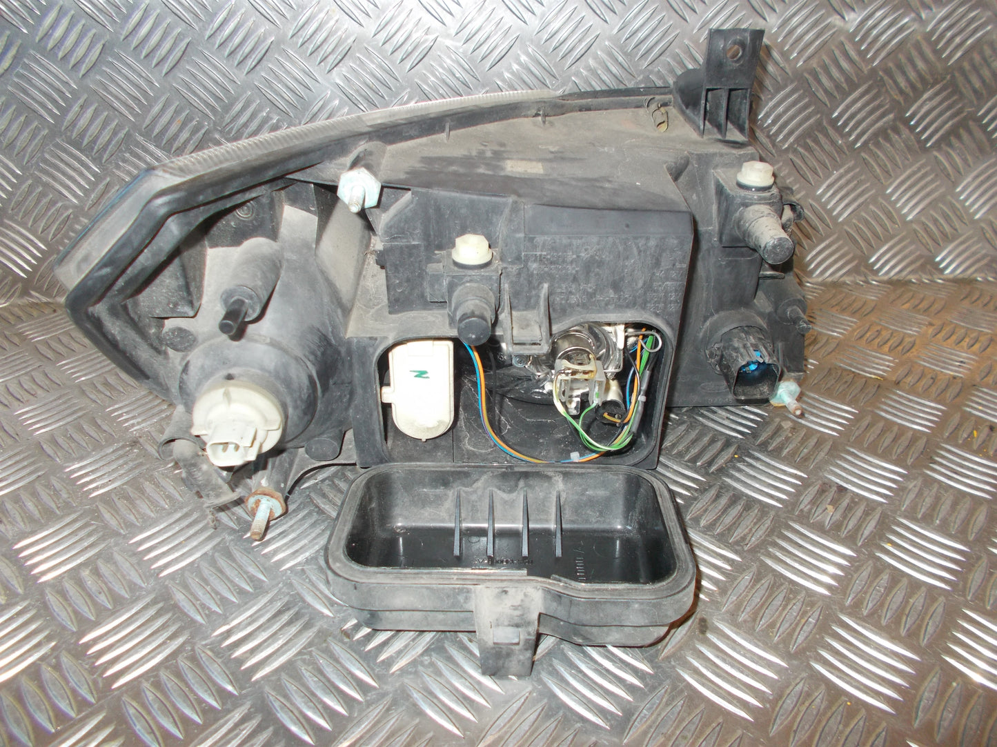 Ford Transit Forhj. Forlygte Med OEM Nr. 4695290 Fra Ford Ophugger