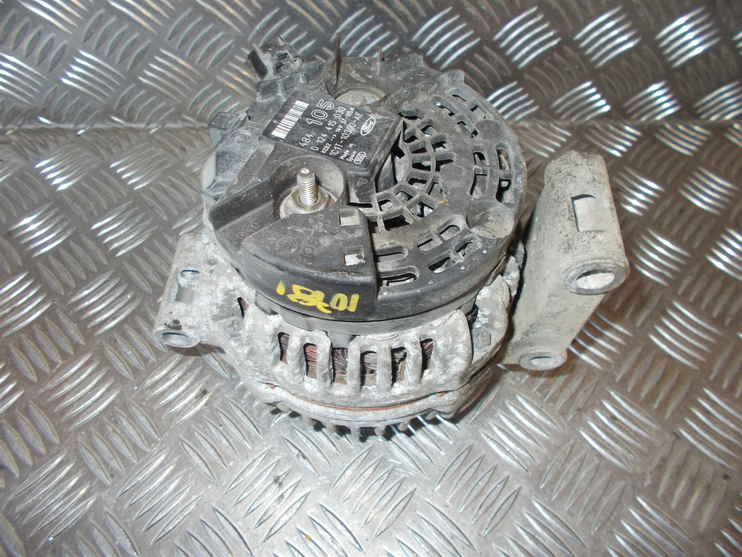 Ford Transit Forhj Generator Med OEM Nr. 0124415030 Fra Ford Ophugger