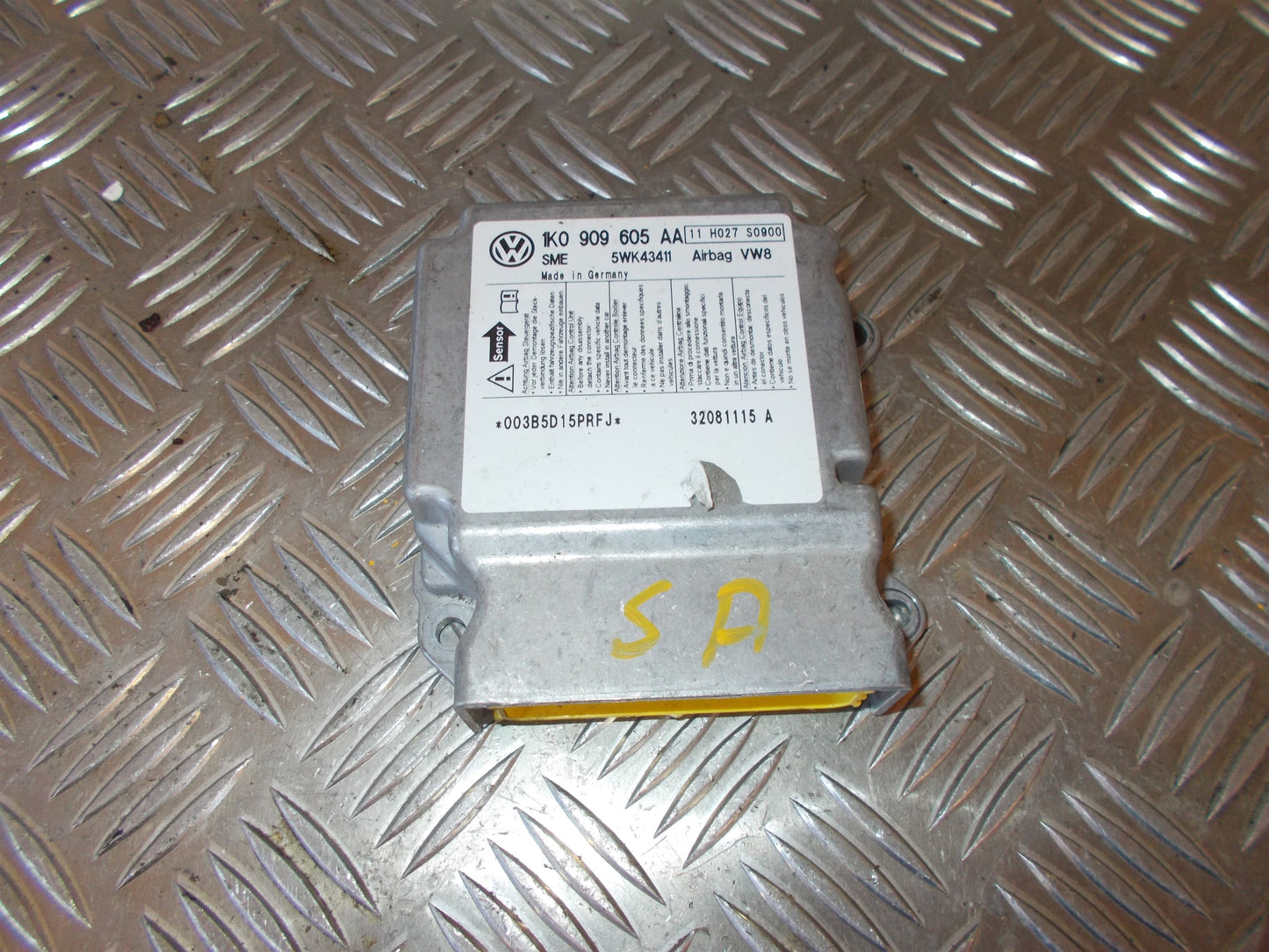 Skoda Octavia Airbag Elboks Med OEM Nr. 1K0909605AA0Q2 Fra Skoda Ophugger