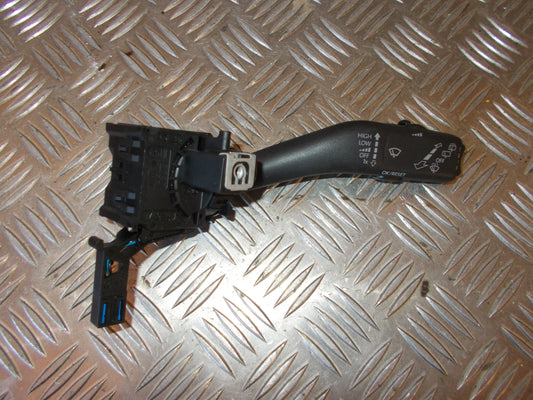 Skoda Octavia Kontakt Visker Med OEM Nr. 1K0953519J Fra Skoda Ophugger