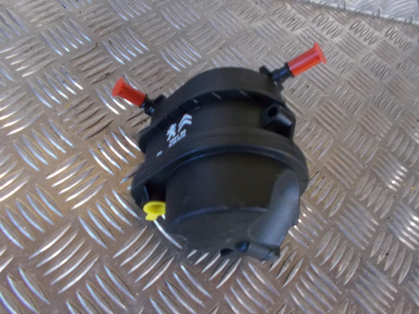 Citroen Nemo Brændstoffilter Konsol Med OEM Nr. Ophugger Fra Citroen Ophugger